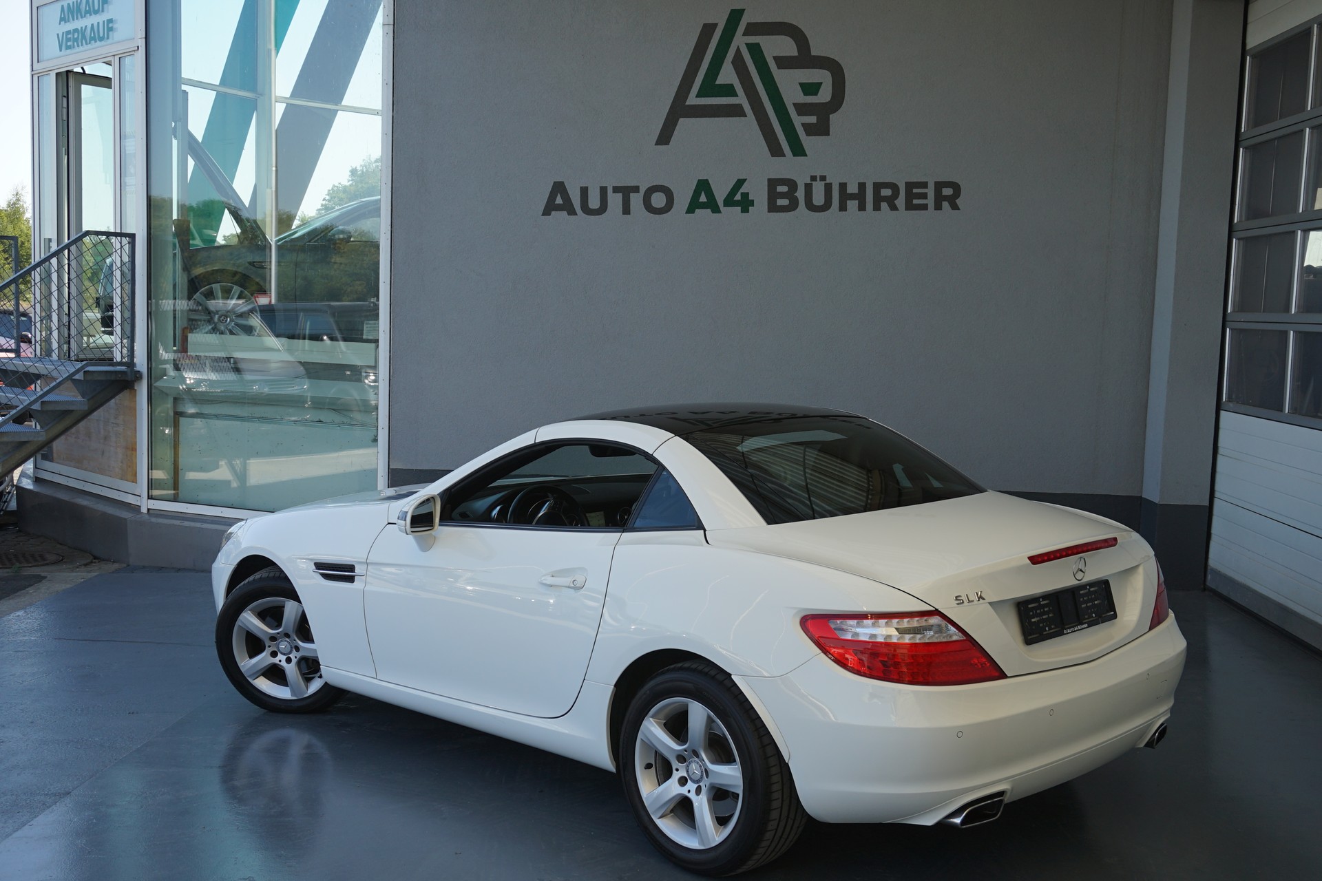 MERCEDES-BENZ SLK 200 Roadster 184 PS Automat-image-9