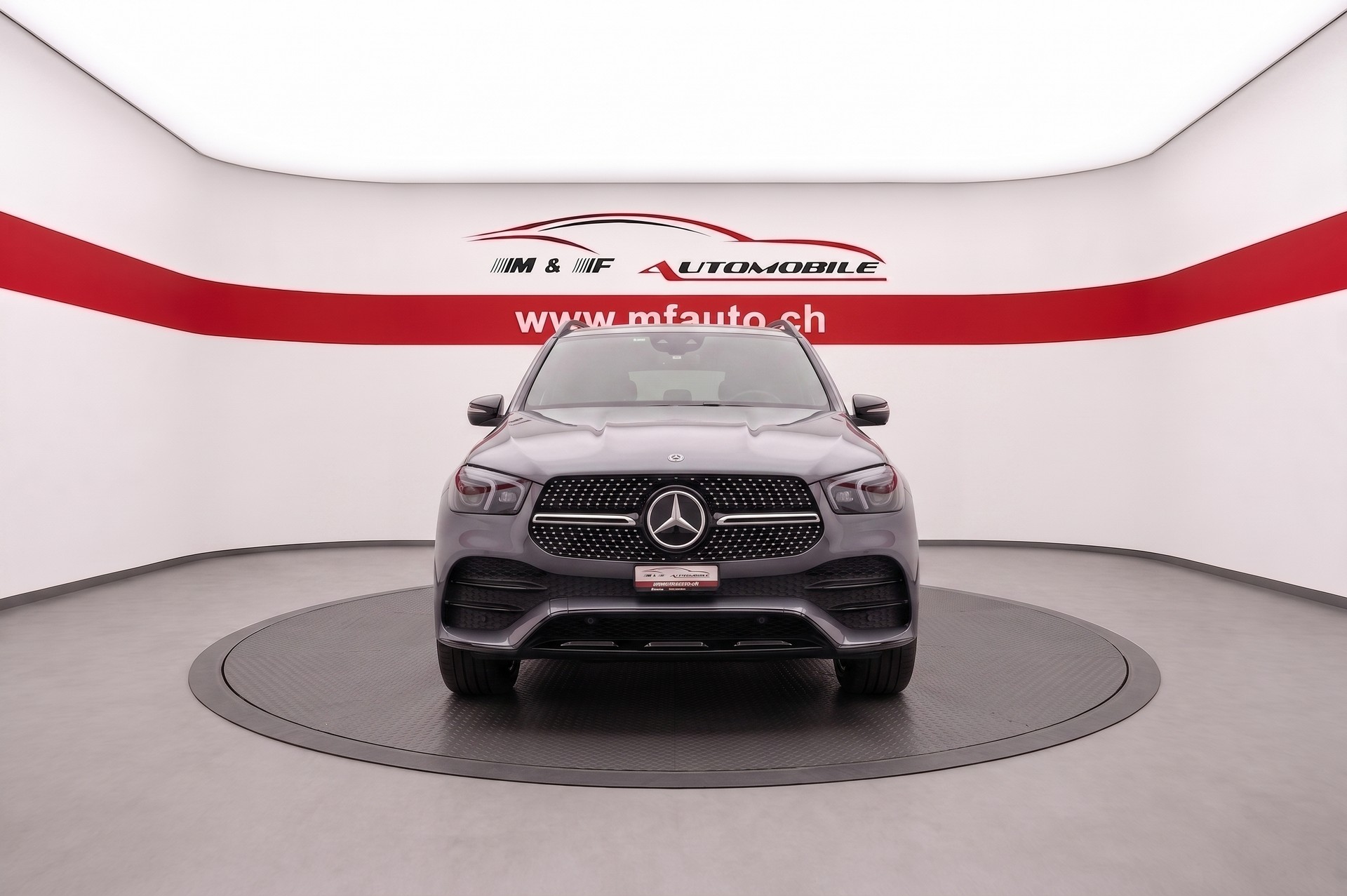 MERCEDES-BENZ GLE 350 de AMG Line 4matic CH FAHRZEUG Neu Preis 125.810.- CHF-showroom-element-1