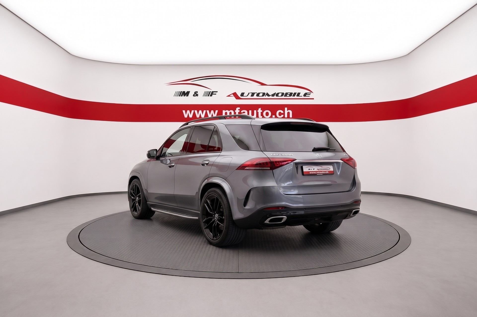 MERCEDES-BENZ GLE 350 de AMG Line 4matic CH FAHRZEUG Neu Preis 125.810.- CHF-showroom-element-3