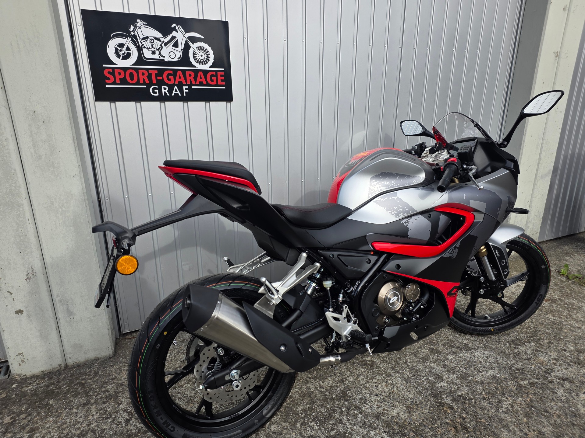 QJ SRK 125 R-image-2
