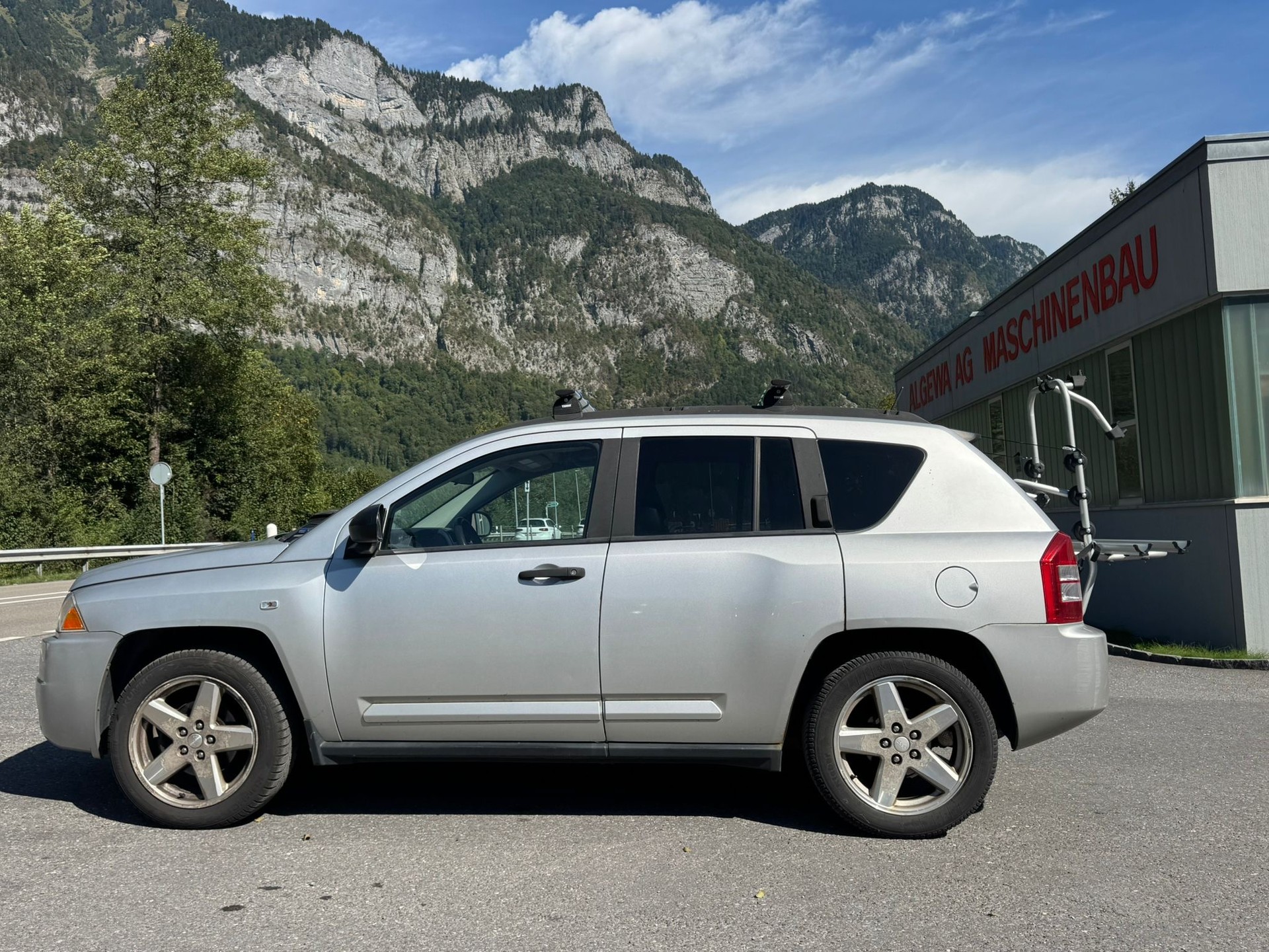 JEEP Compass 2.4 Limited-image-4