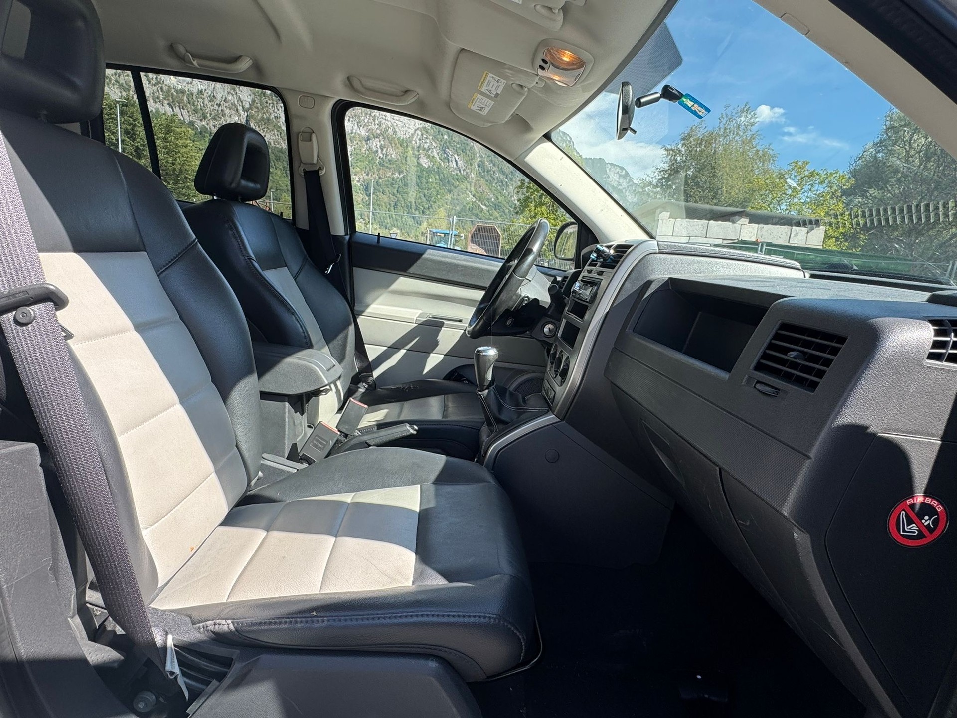 JEEP Compass 2.4 Limited-image-6