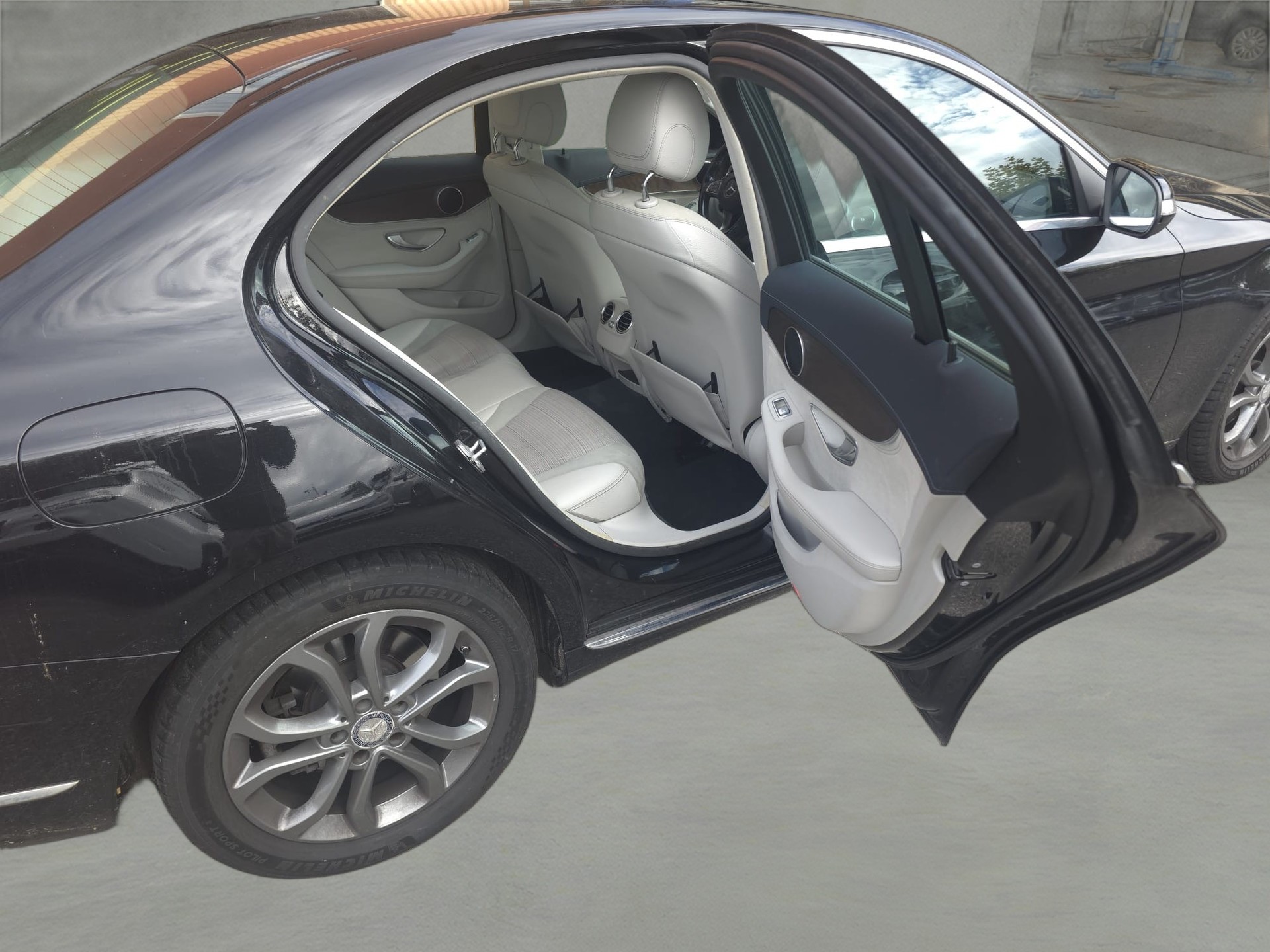 MERCEDES-BENZ C 220 BlueTEC 7G-Tronic-image-7