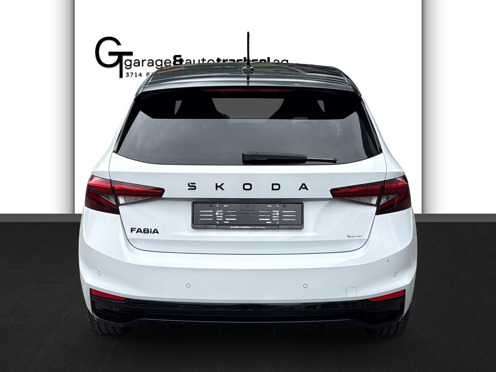 SKODA Fabia 1.0 TSI Monte Carlo DSG-showroom-element-3