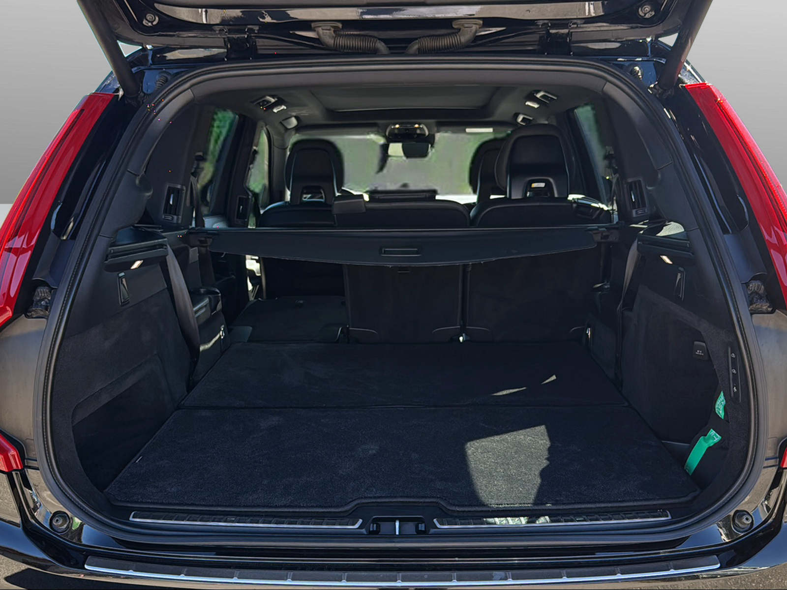 VOLVO XC90 2.0 T8 TE R-Design 7P. eAWD-image-15