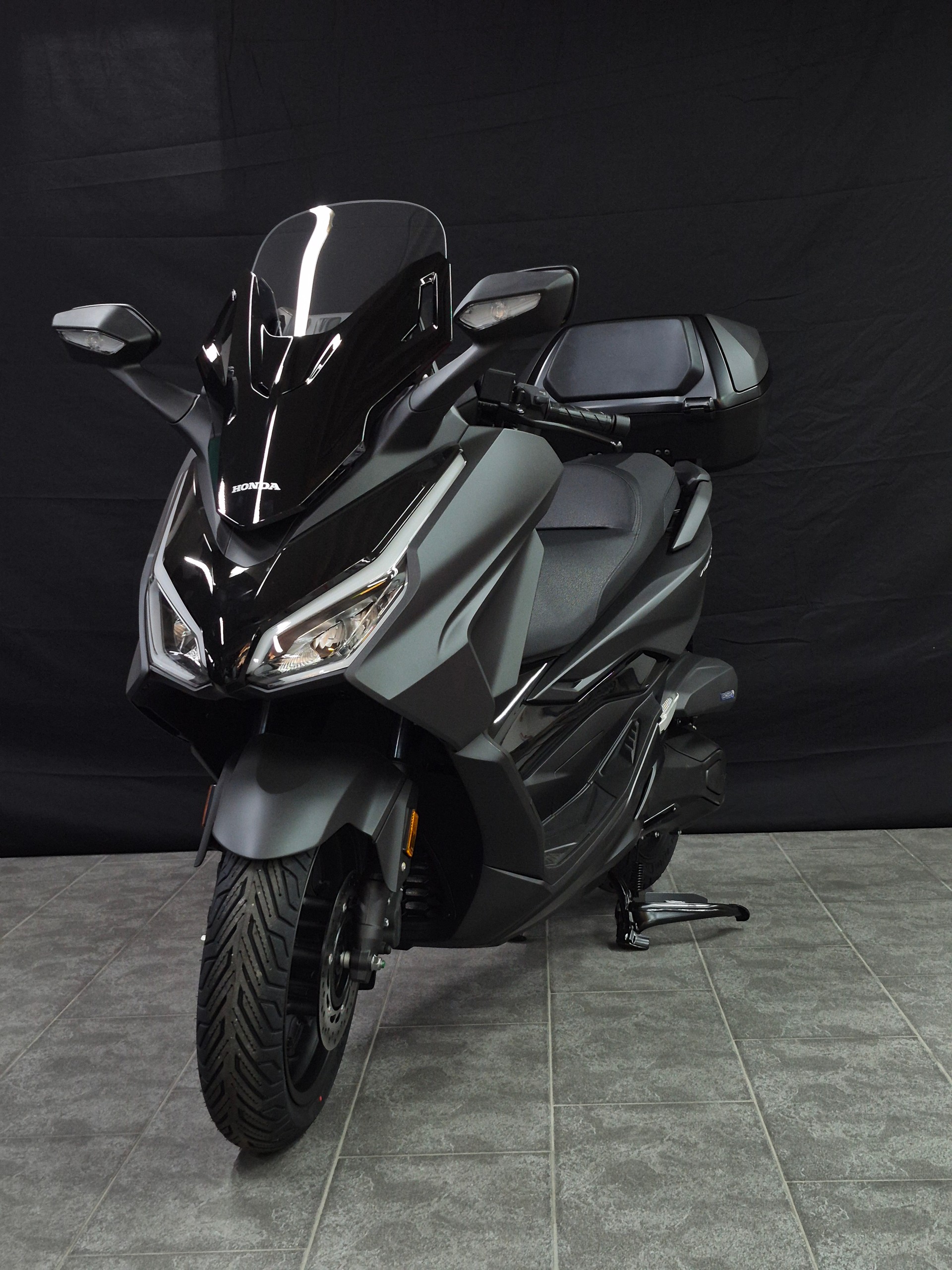 HONDA NSS 350 Smart Top Box-image-10