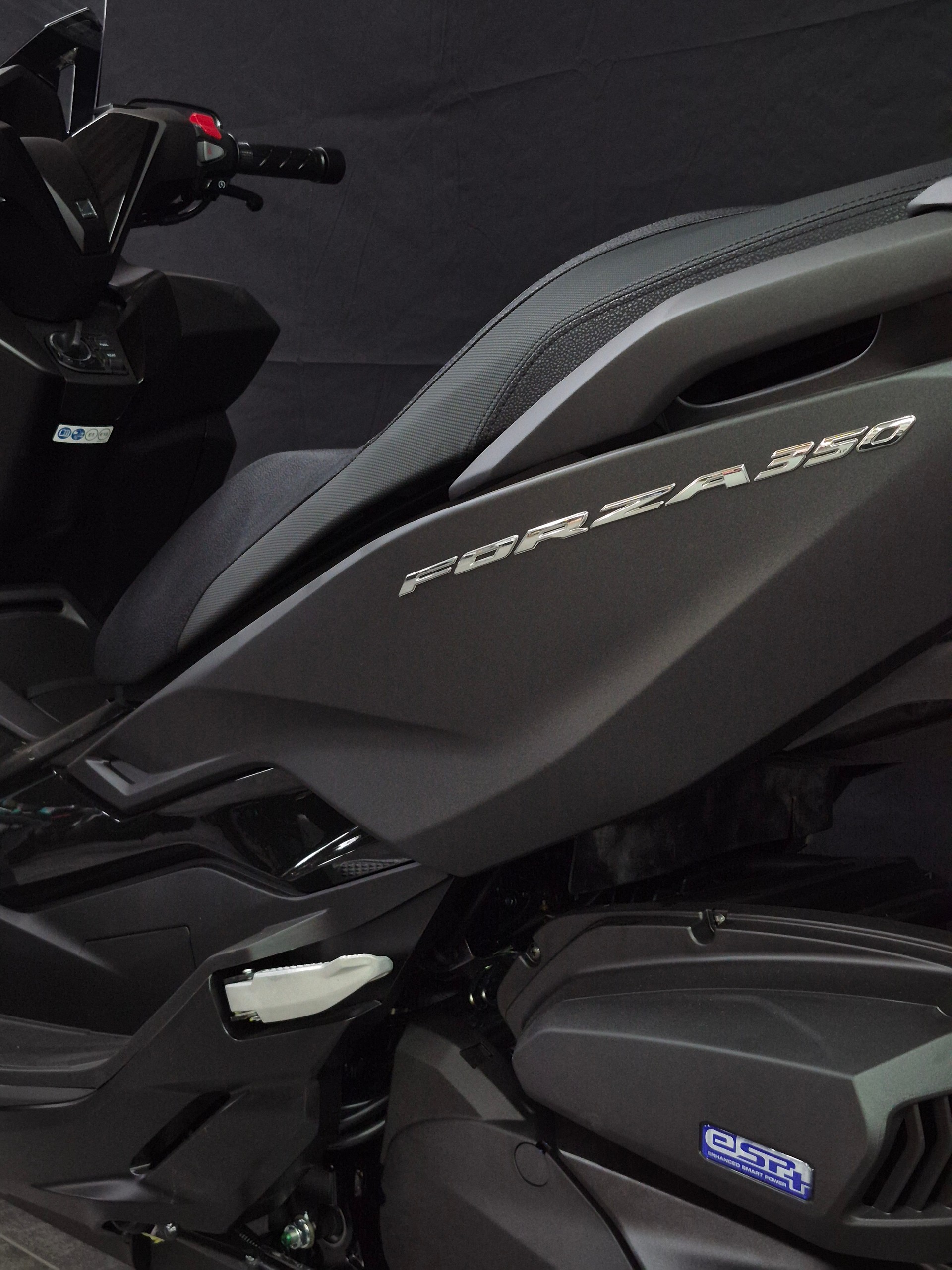 HONDA NSS 350 Smart Top Box-image-4