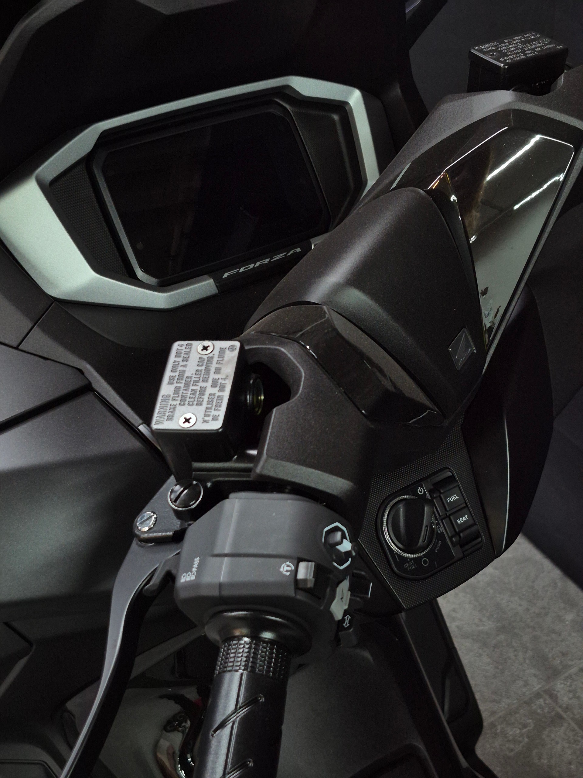 HONDA NSS 350 Smart Top Box-image-5