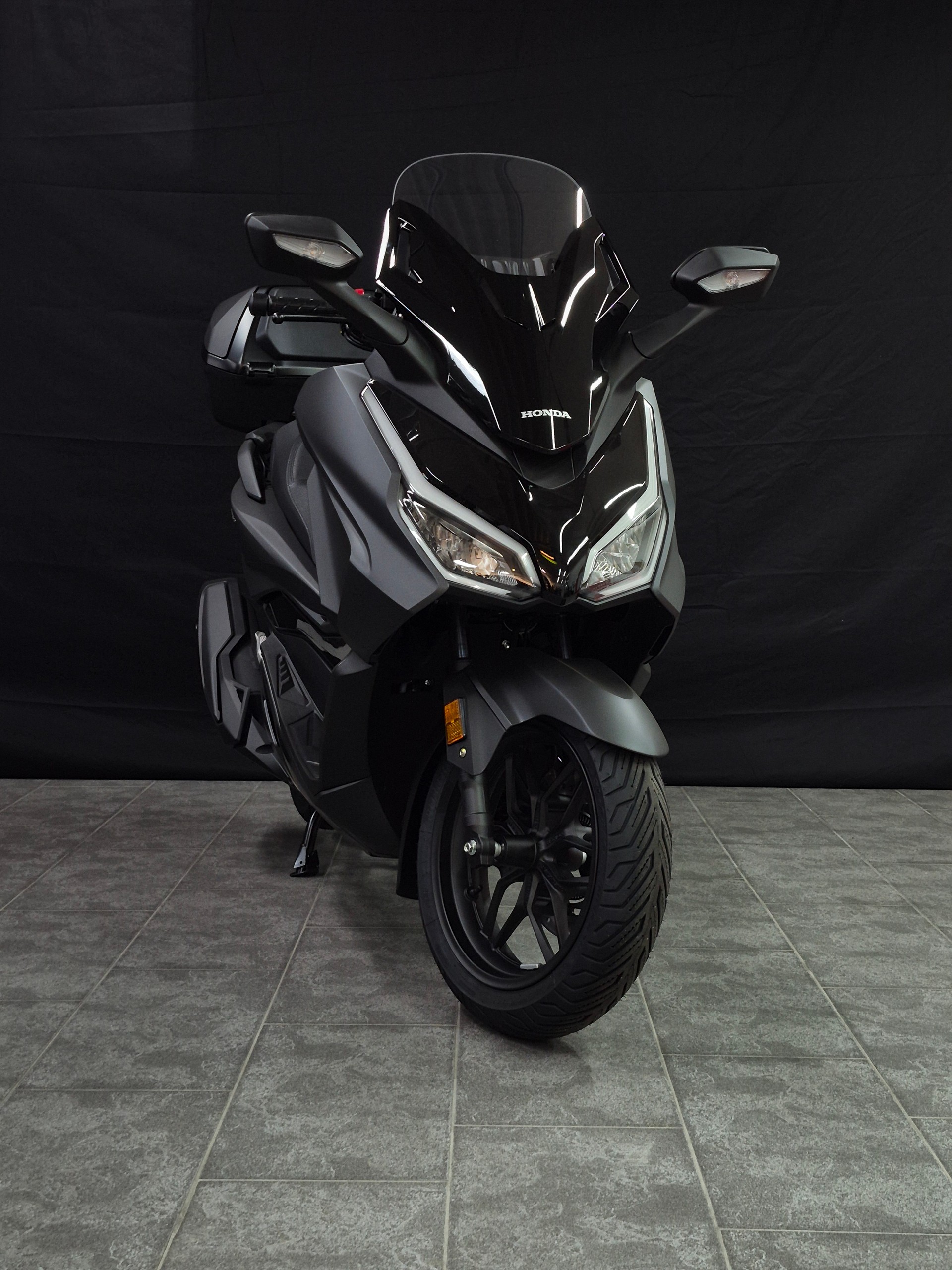 HONDA NSS 350 Smart Top Box-image-12