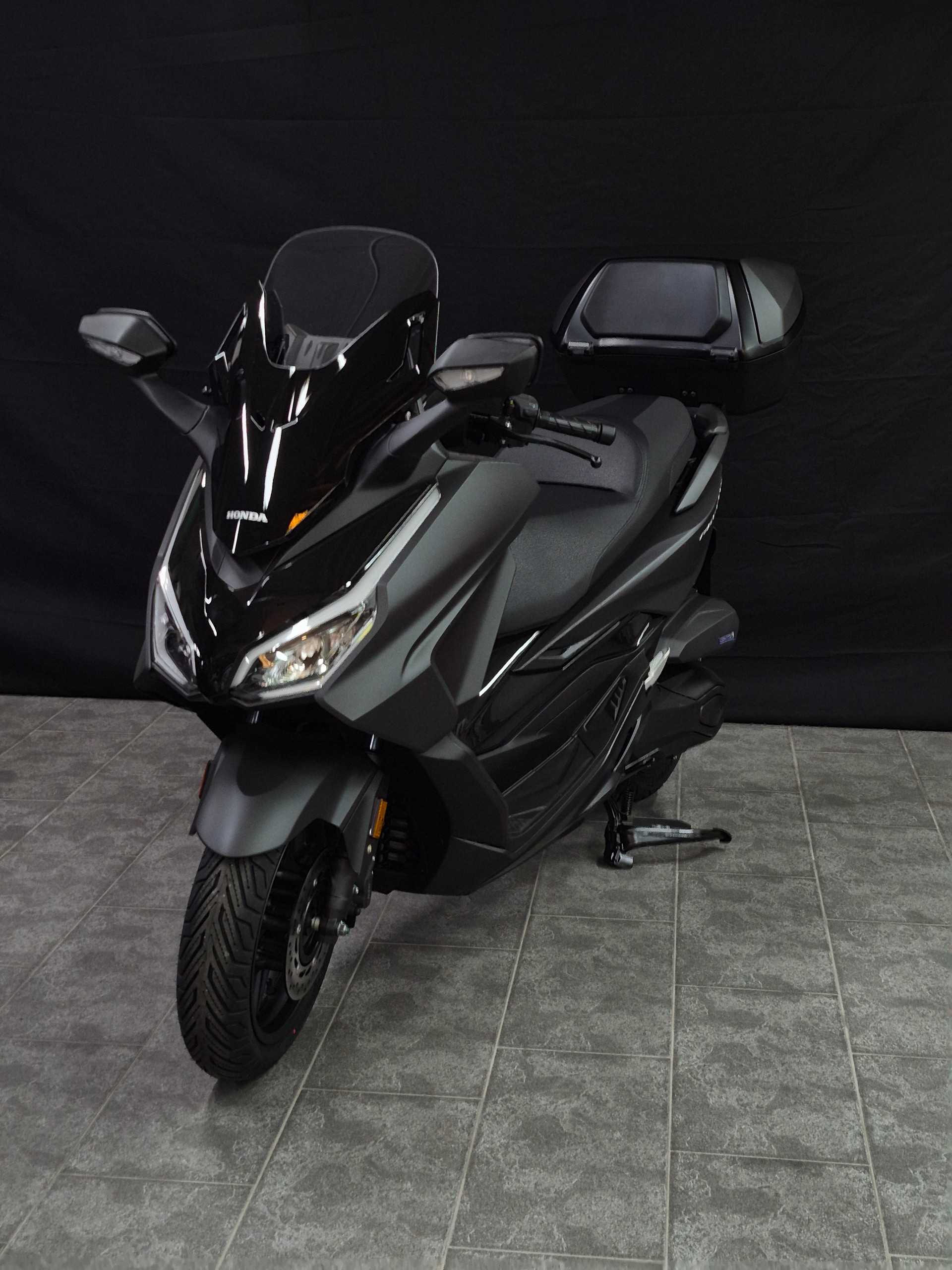 HONDA NSS 350 Smart Top Box-image-9