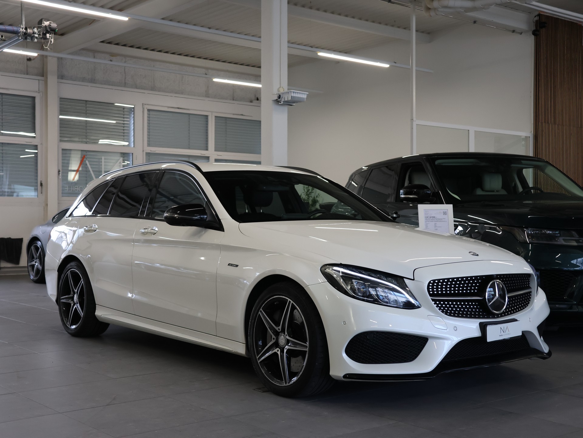 MERCEDES-BENZ C 450 AMG 4Matic 7G-Tronic *DIAMANT-WEISS BRIGHT LACKIERUNG *-showroom-element-1