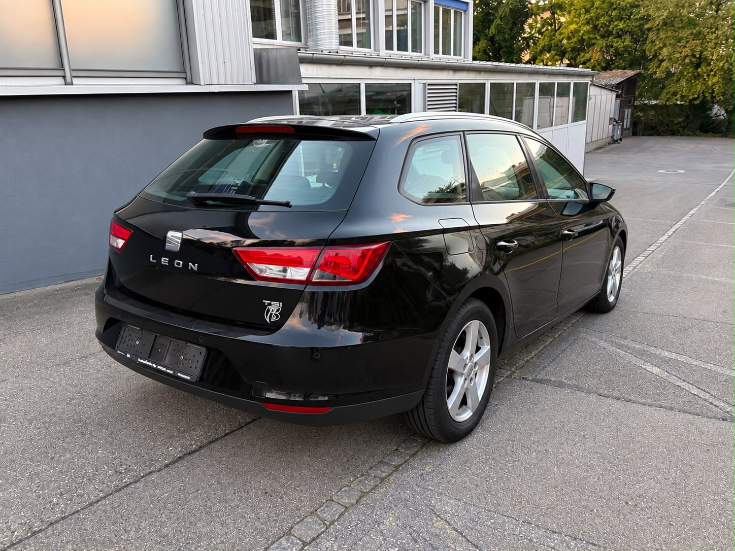 SEAT Leon ST 1.4 TSI FR-showroom-element-2
