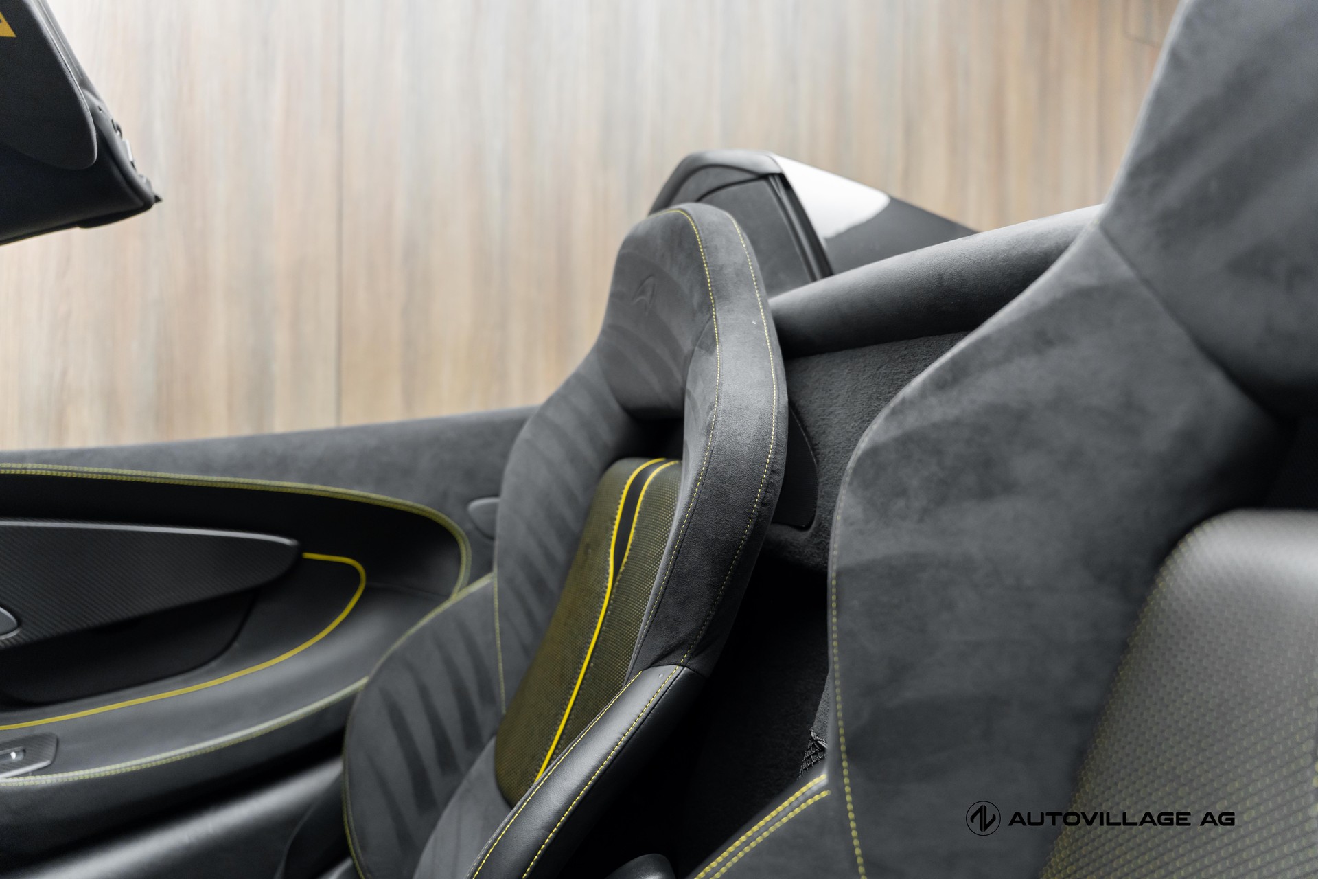 McLAREN 570S Spider 3.8 V8 SSG-image-6