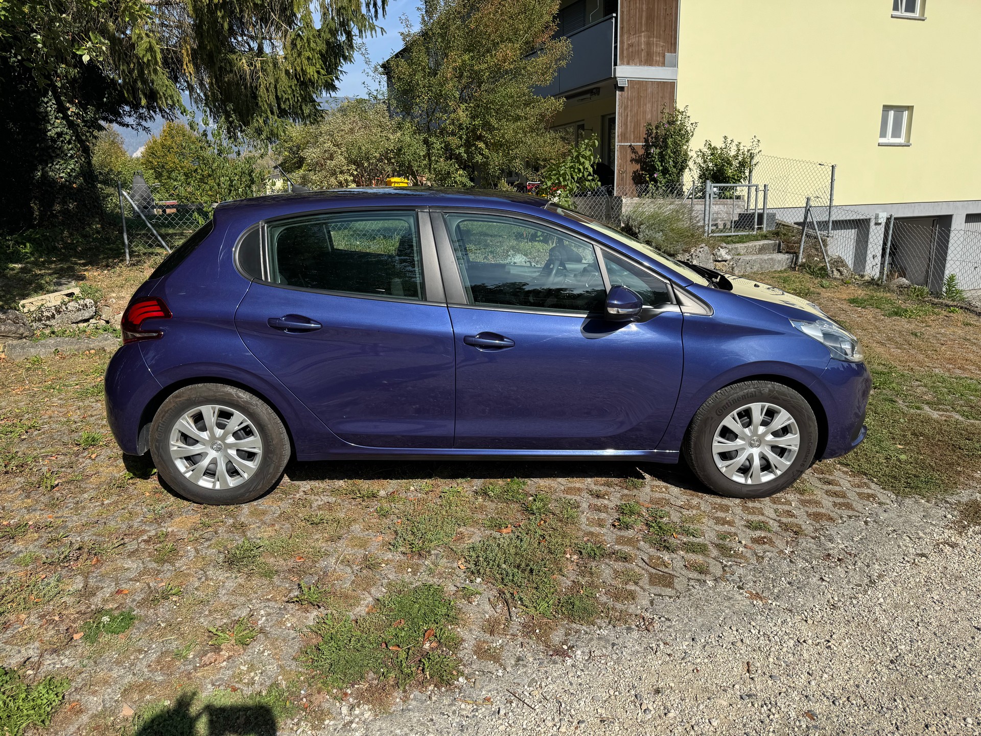 PEUGEOT 208 1.2 VTI Access-showroom-element-2