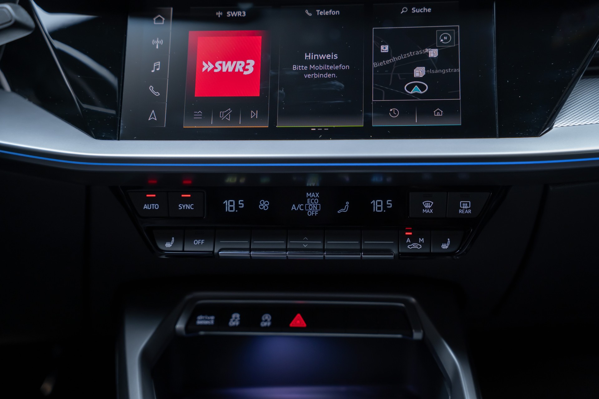 AUDI S3 Limousine 2.0 TFSI quattro S-Tronic / Sportsitze / Sportlenkrad / Virtual Cockpit-image-23