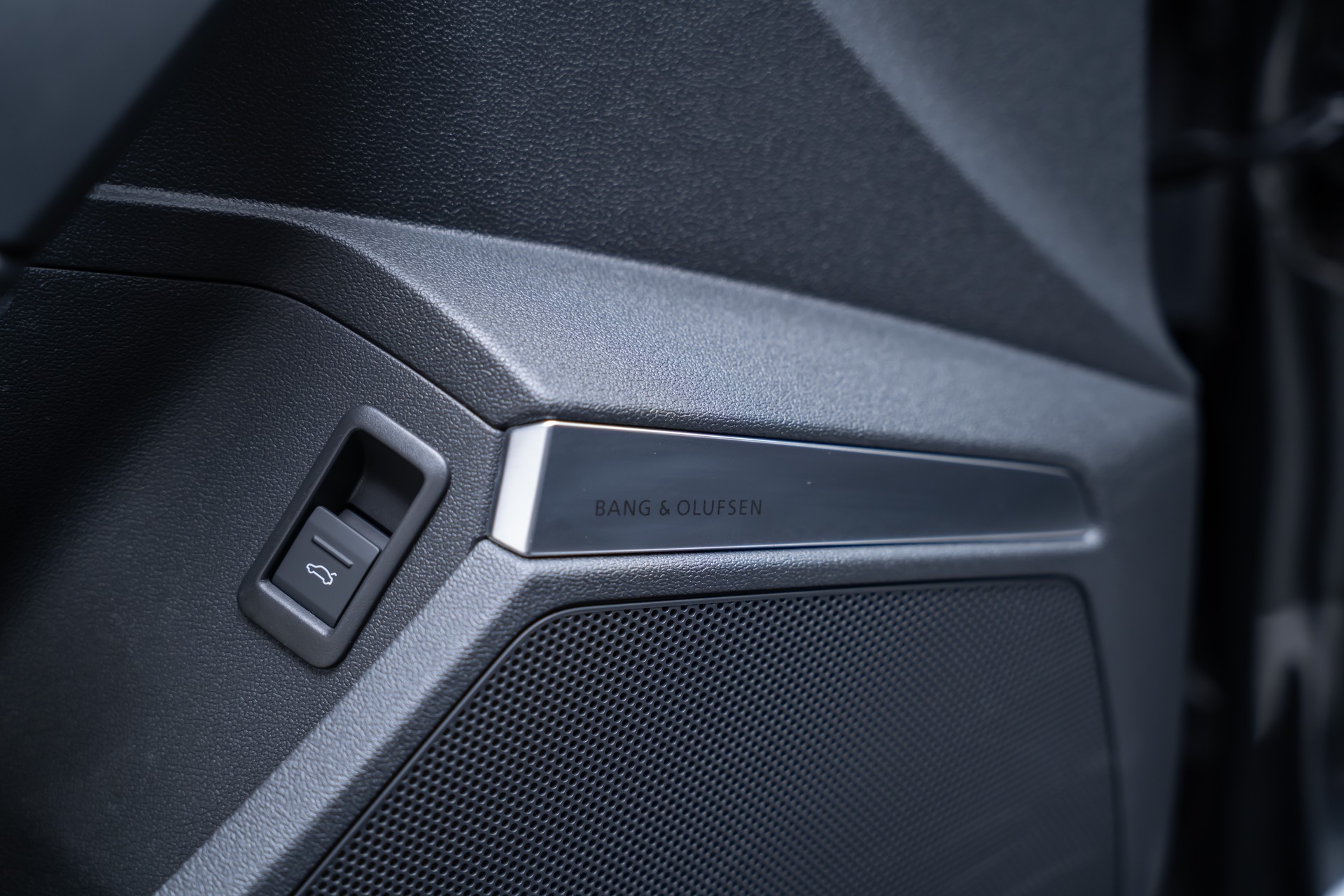 AUDI S3 Limousine 2.0 TFSI quattro S-Tronic / Sportsitze / Sportlenkrad / Virtual Cockpit-image-29