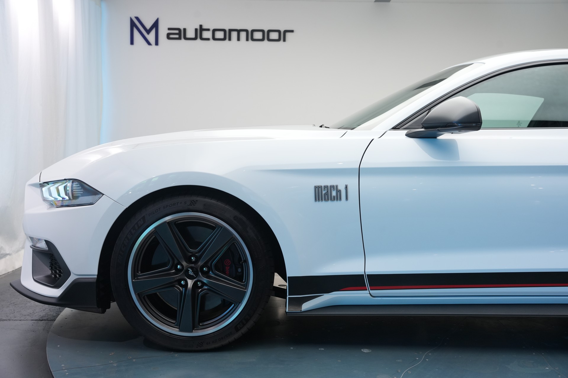 FORD Mustang Fastback 5.0 V8 Mach 1-image-43