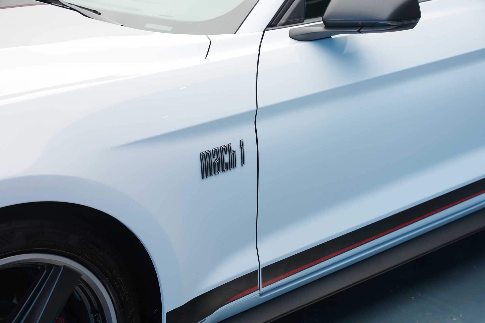 FORD Mustang Fastback 5.0 V8 Mach 1-image-50