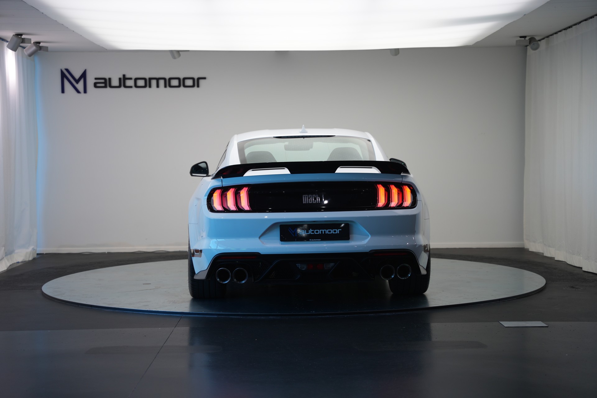 FORD Mustang Fastback 5.0 V8 Mach 1-image-5