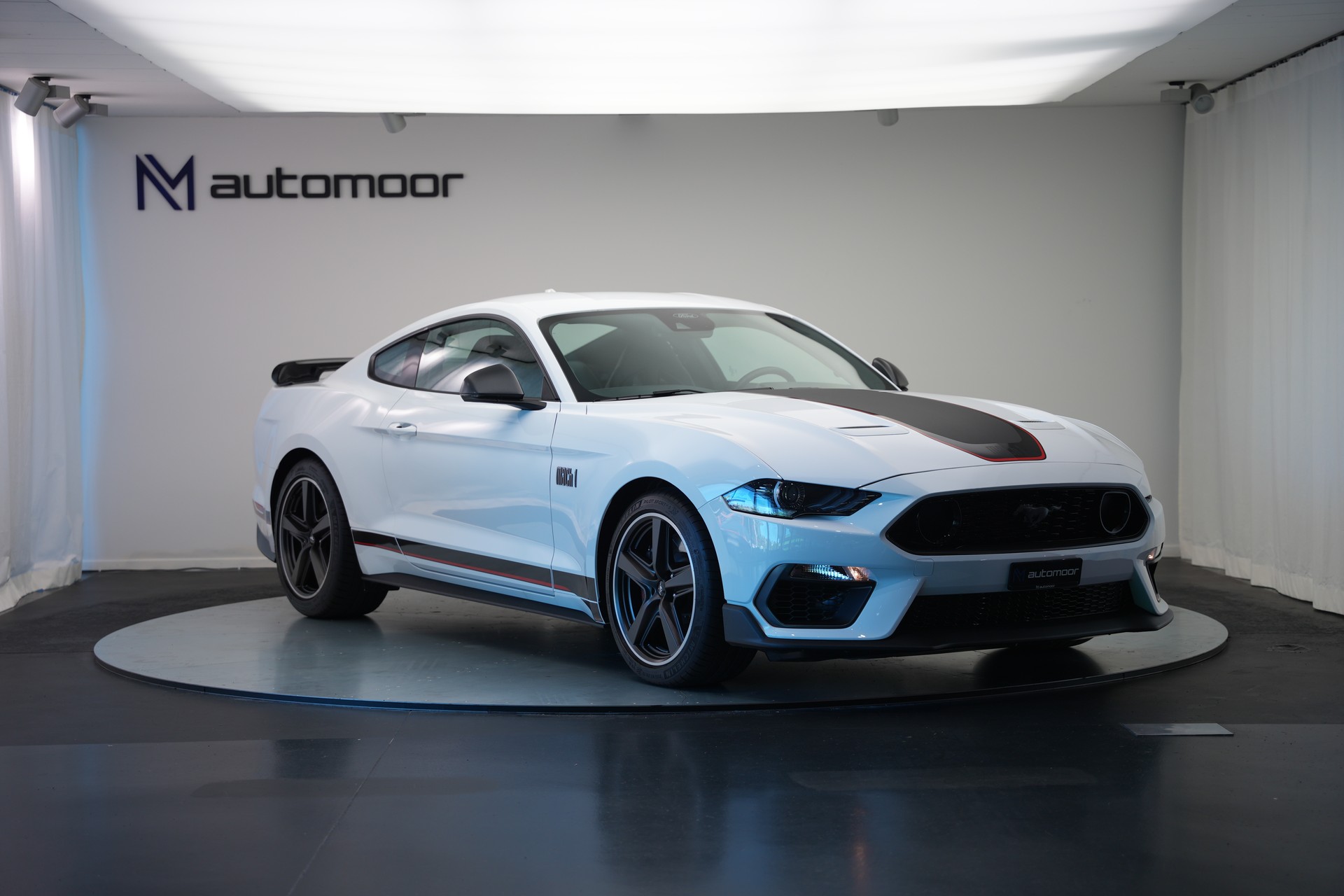 FORD Mustang Fastback 5.0 V8 Mach 1-showroom-element-2