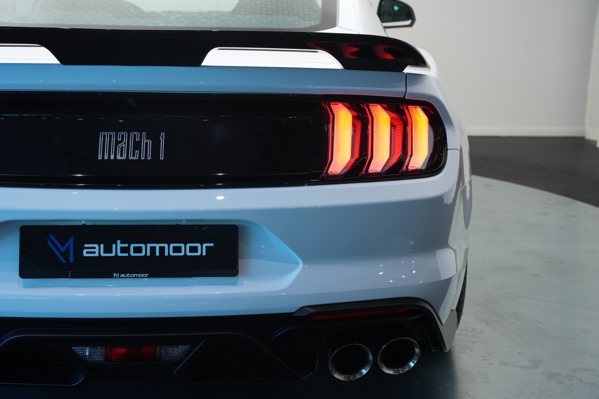 FORD Mustang Fastback 5.0 V8 Mach 1-image-38