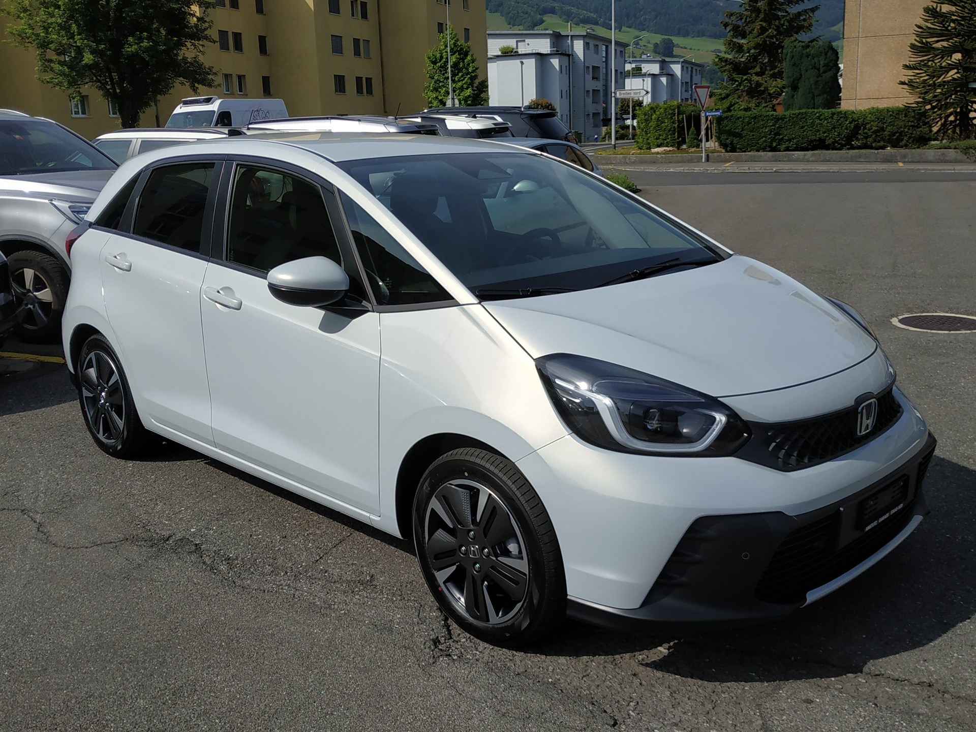 HONDA Jazz 1.5i-MMD Advance E-CVT-showroom-element-1