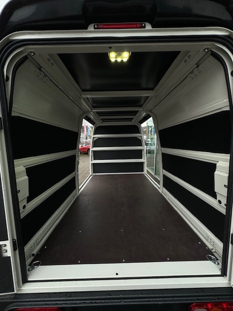 PIAGGIO Porter NP96 1.5 CNG Long Range Pro-image-15