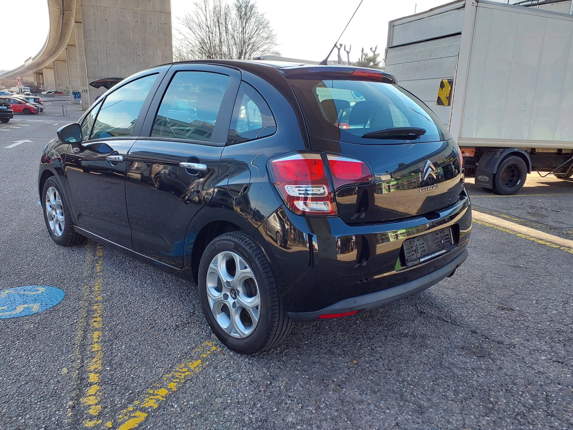 CITROEN C3 1.4i 16V Exclusive EGS5-image-6