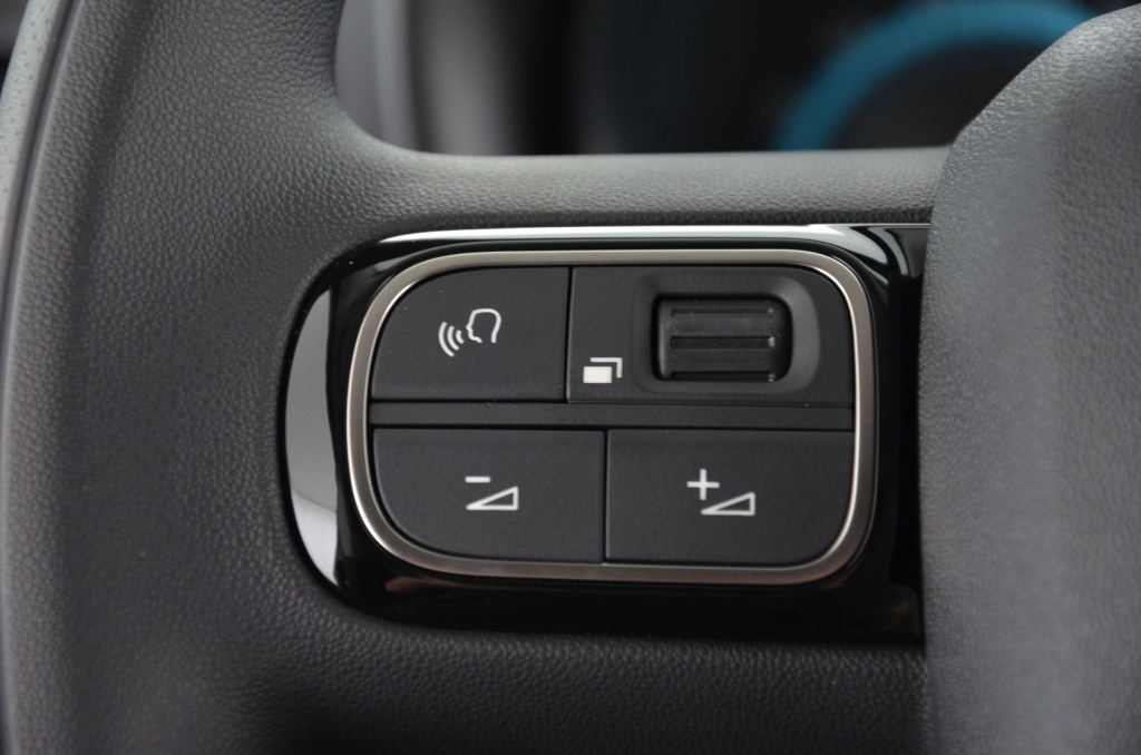 FIAT E-Doblo L2 50kWh 753kg Swiss PLUS-image-19