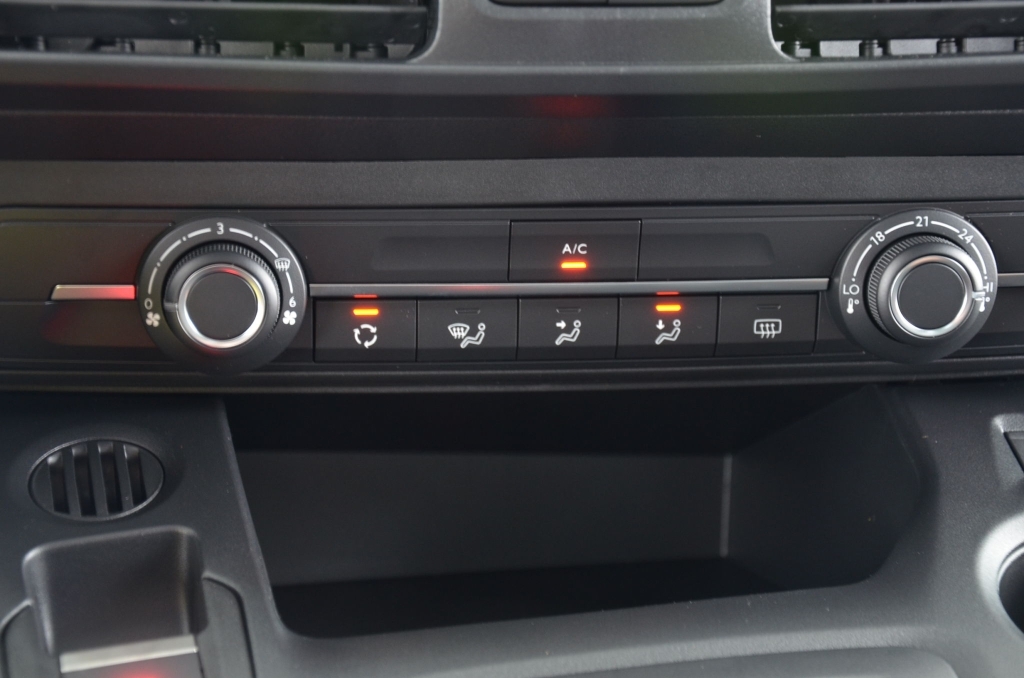 FIAT E-Doblo L2 50kWh 753kg Swiss PLUS-image-21
