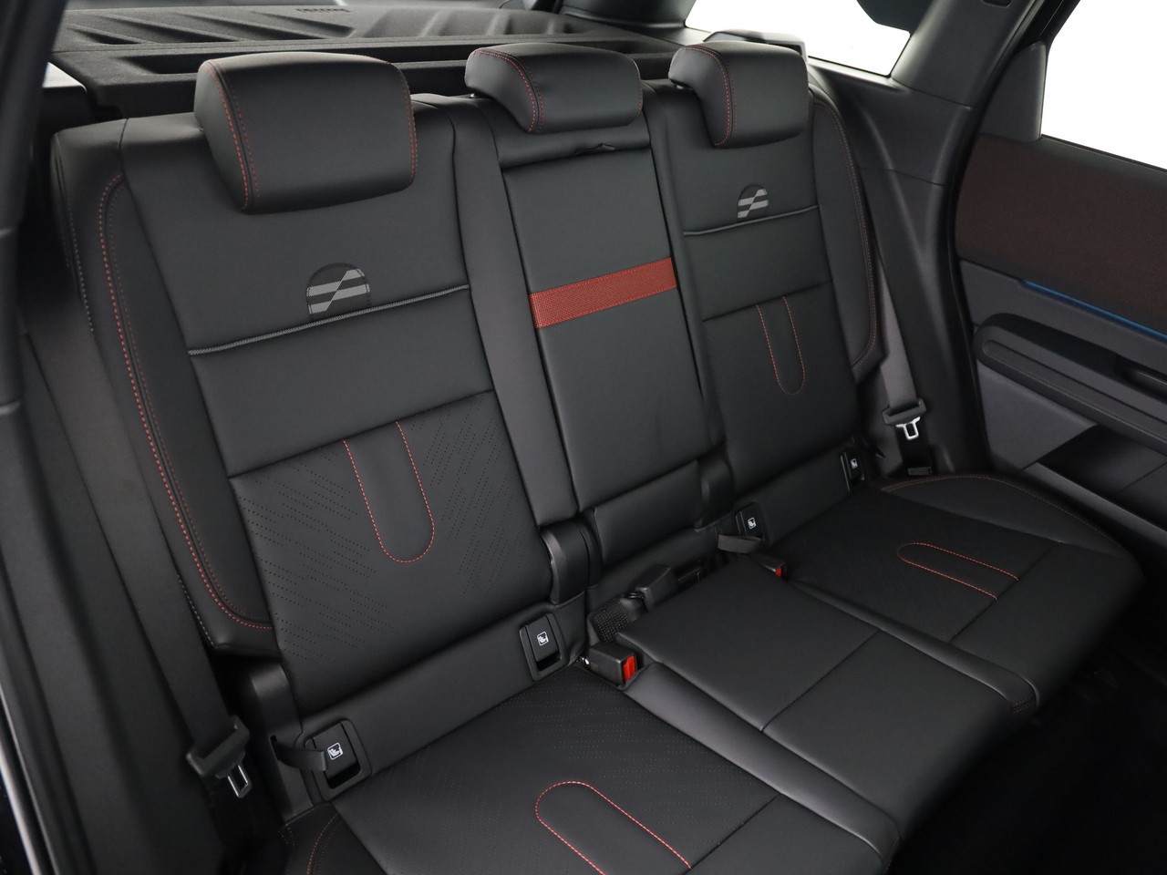 MINI John Cooper Works Countryman ALL4-image-15