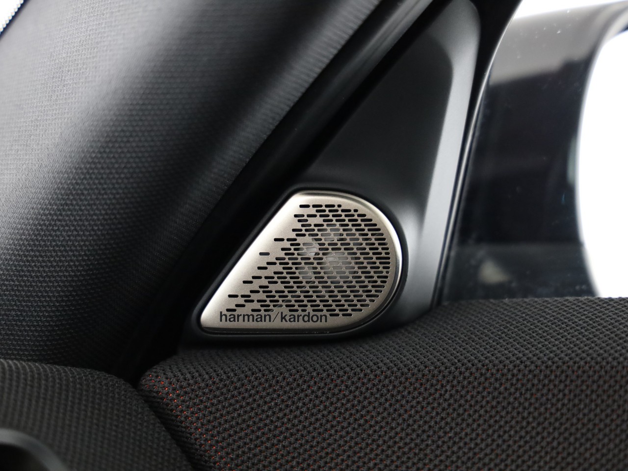MINI John Cooper Works Countryman ALL4-image-18