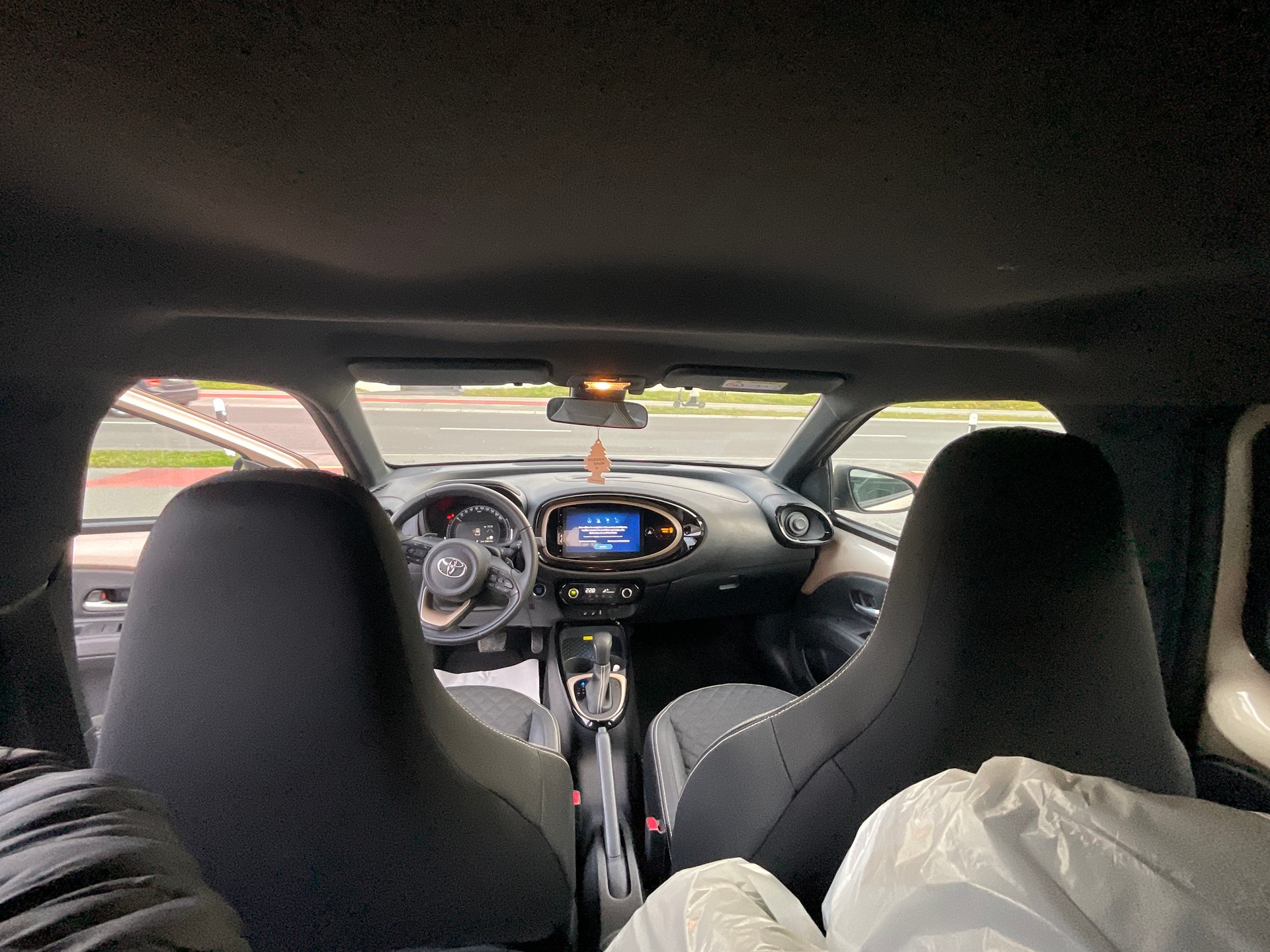 TOYOTA AYGO-image-7