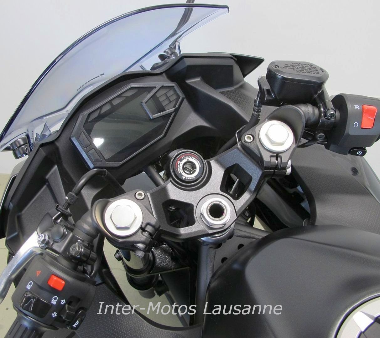 KAWASAKI NINJA 500-image-6