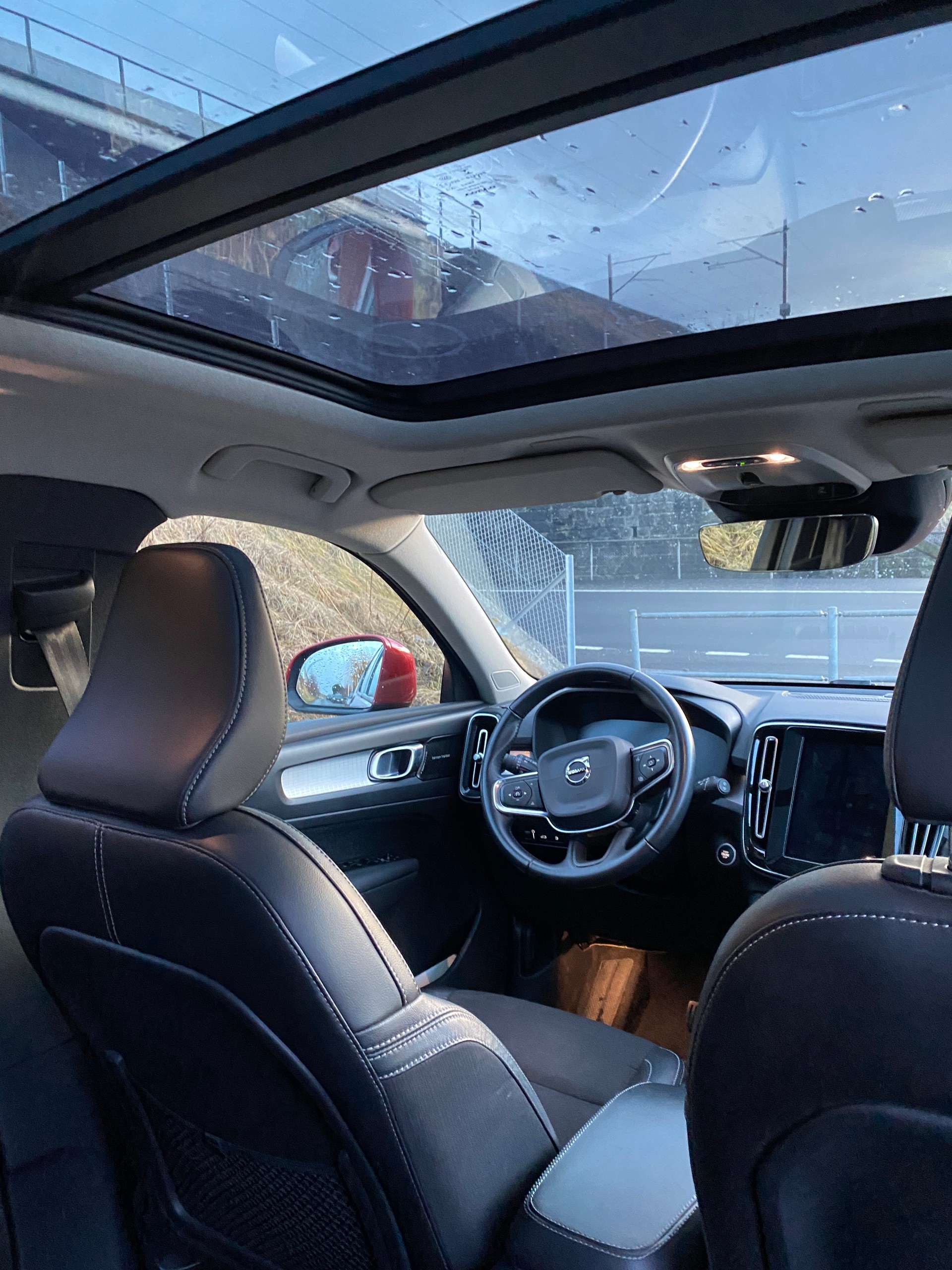 VOLVO XC40 T5 TwE Momentum DCT-image-6