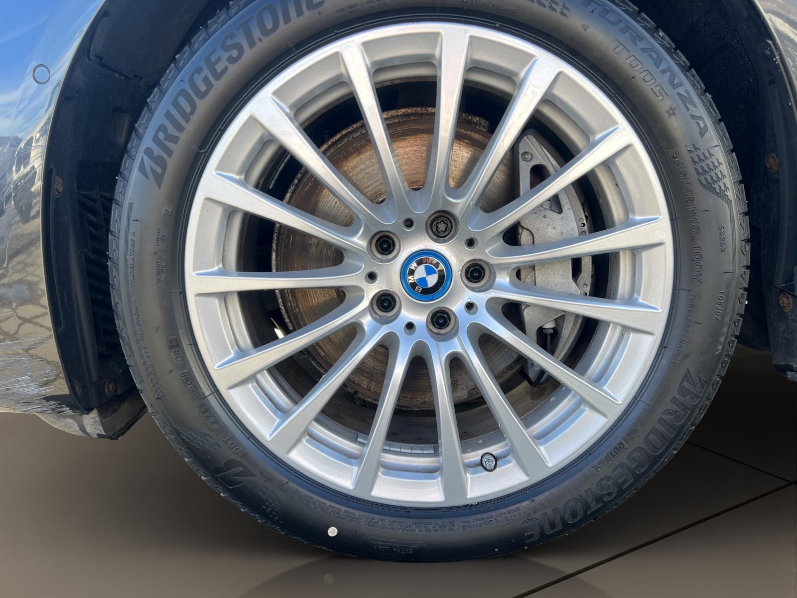 BMW 545e xDrive Luxury Line Steptronic (CH)-image-10