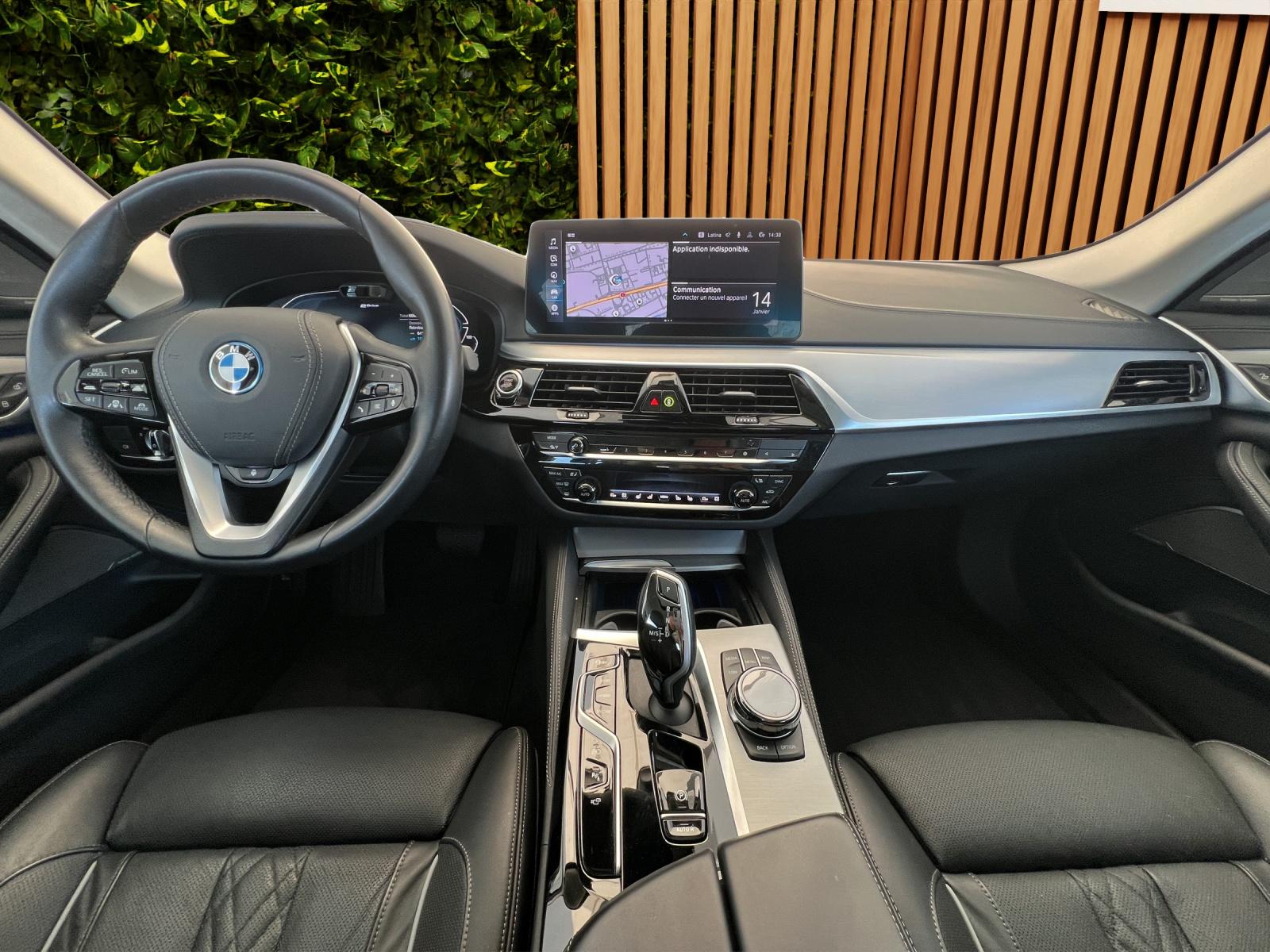 BMW 545e xDrive Luxury Line Steptronic (CH)-image-13