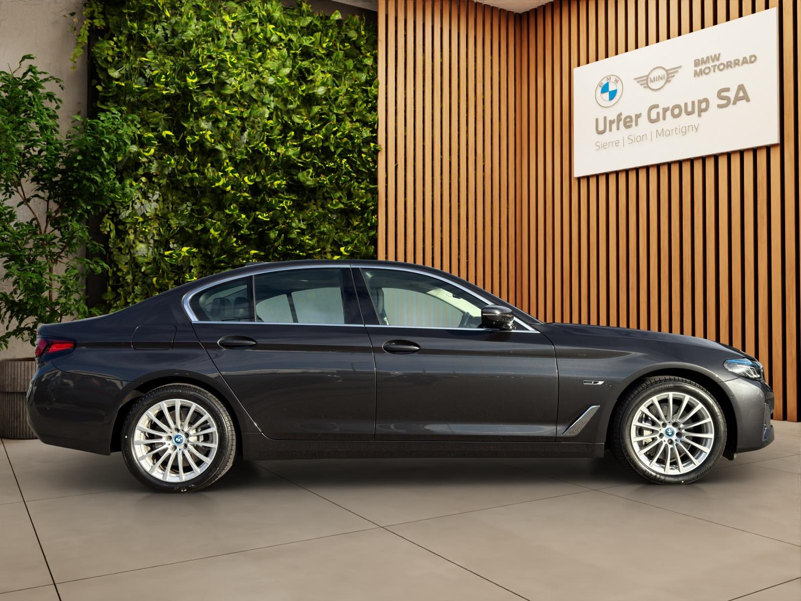 BMW 545e xDrive Luxury Line Steptronic (CH)-image-6