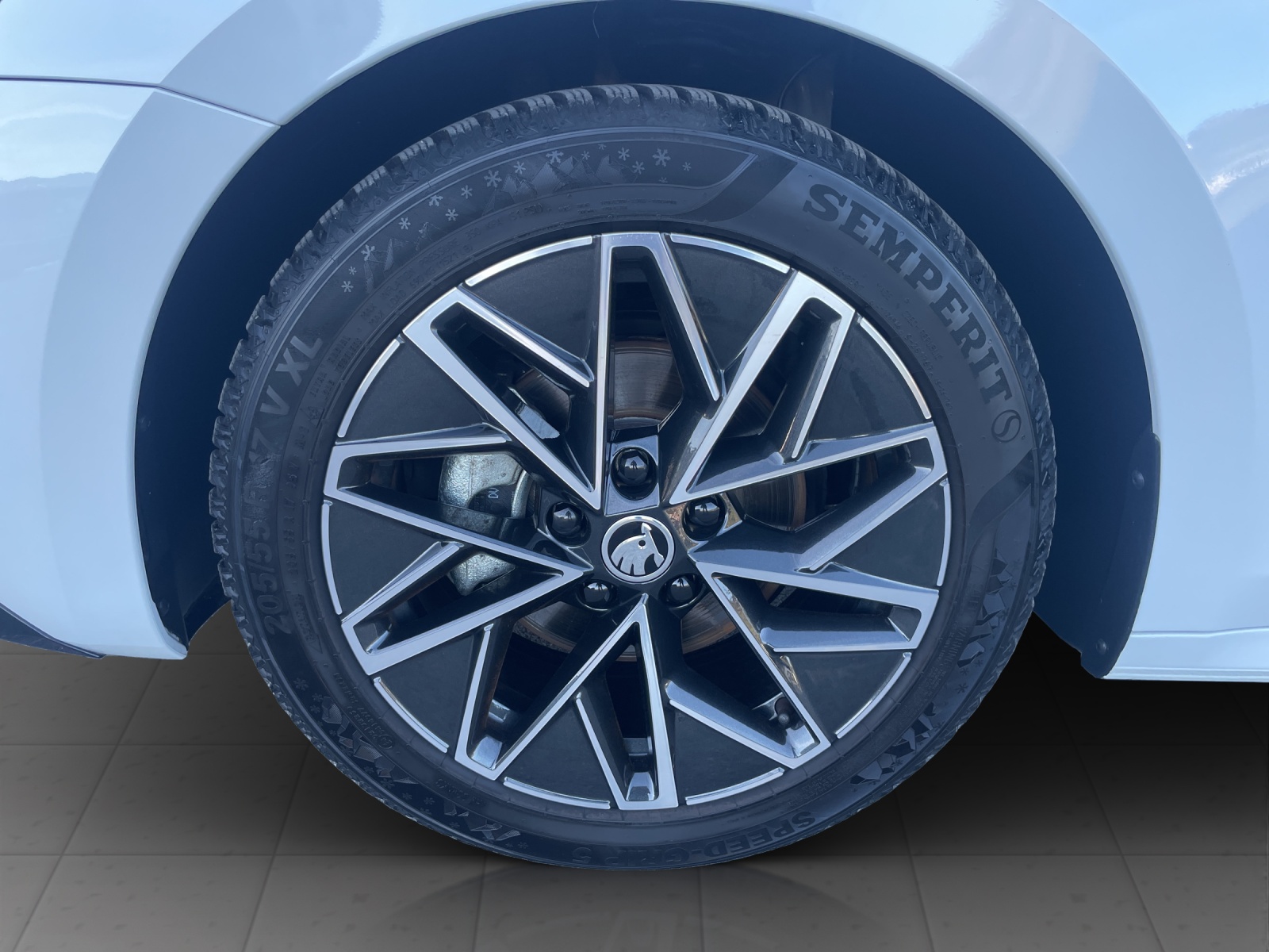 SKODA Octavia Combi 1.5 TSI mHEV DSG Sport Line-image-15