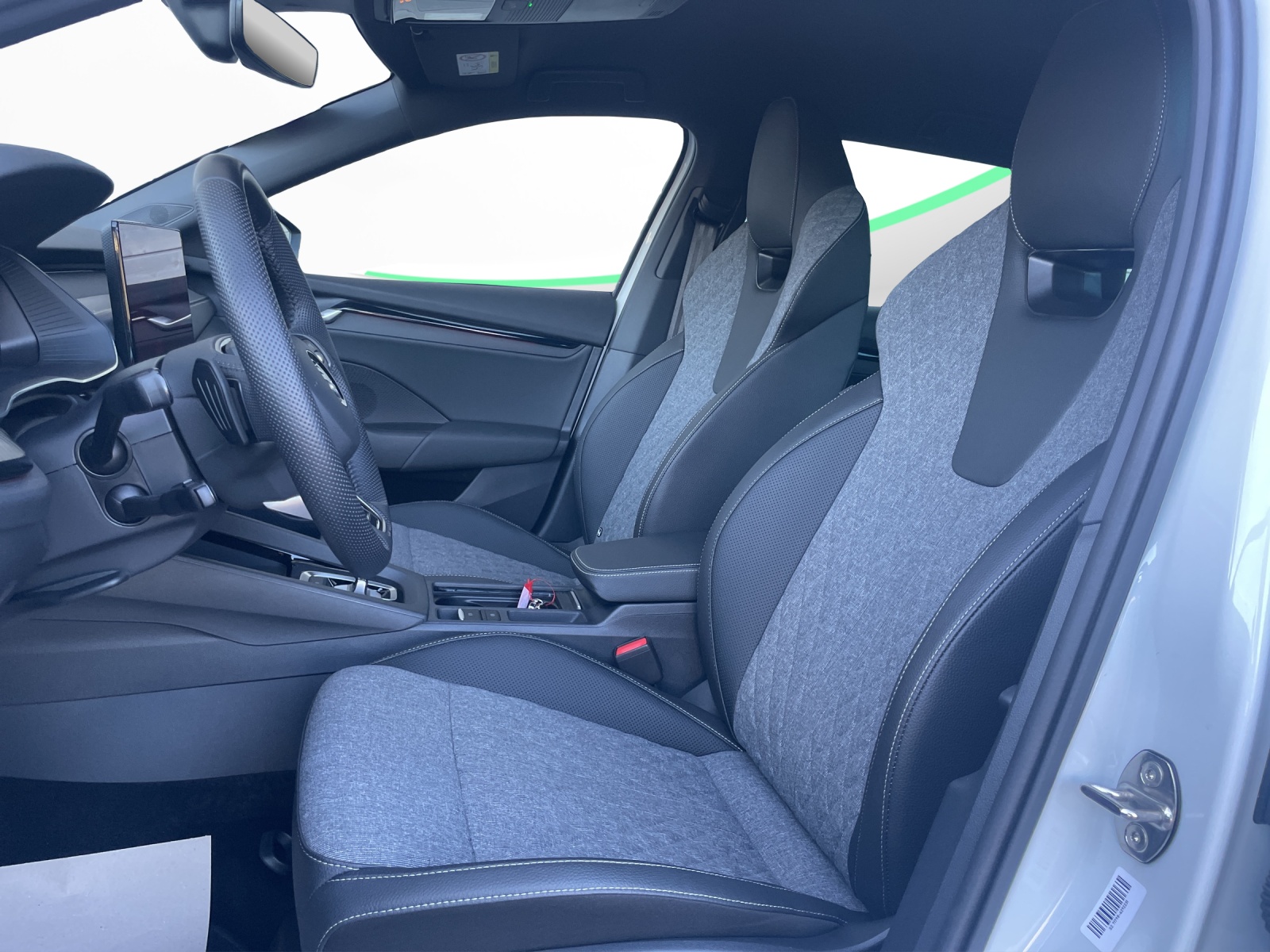 SKODA Octavia Combi 1.5 TSI mHEV DSG Sport Line-image-6