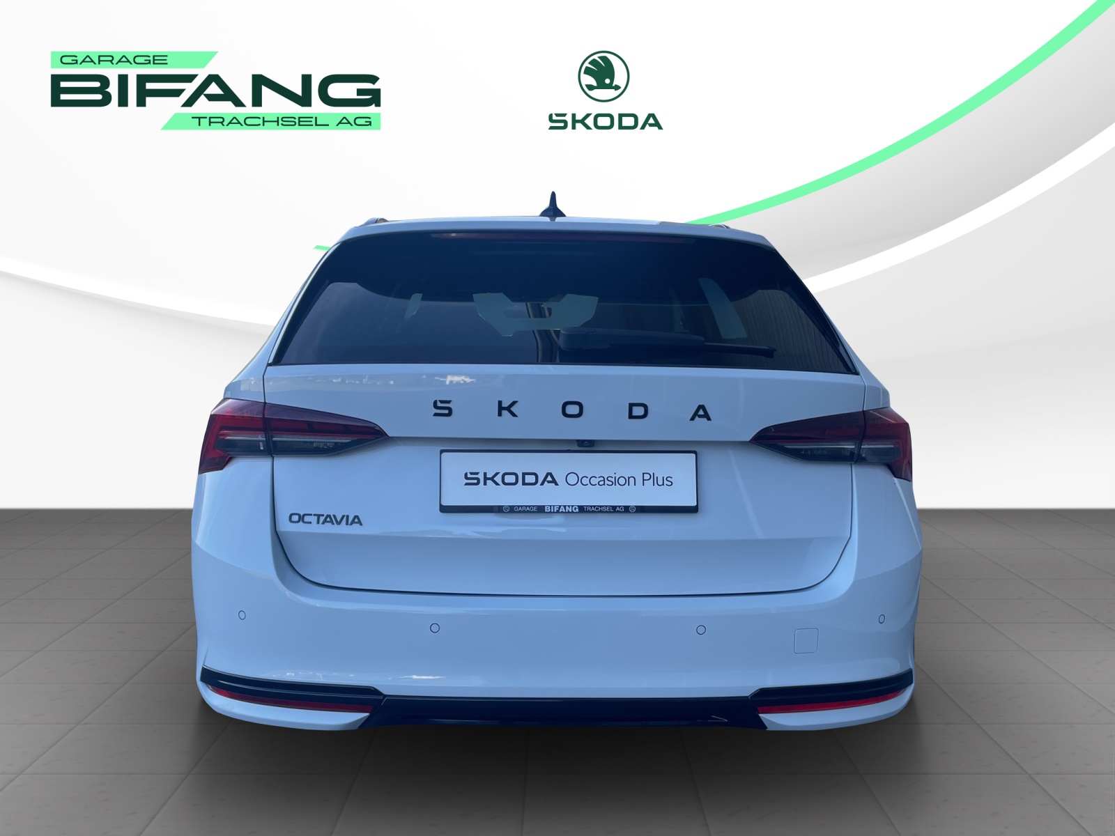 SKODA Octavia Combi 1.5 TSI mHEV DSG Sport Line-image-4