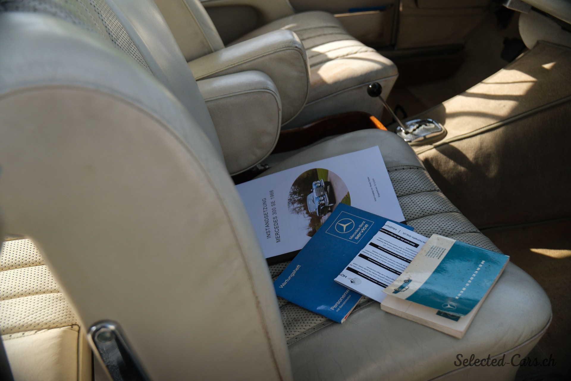 MERCEDES-BENZ SE-image-9