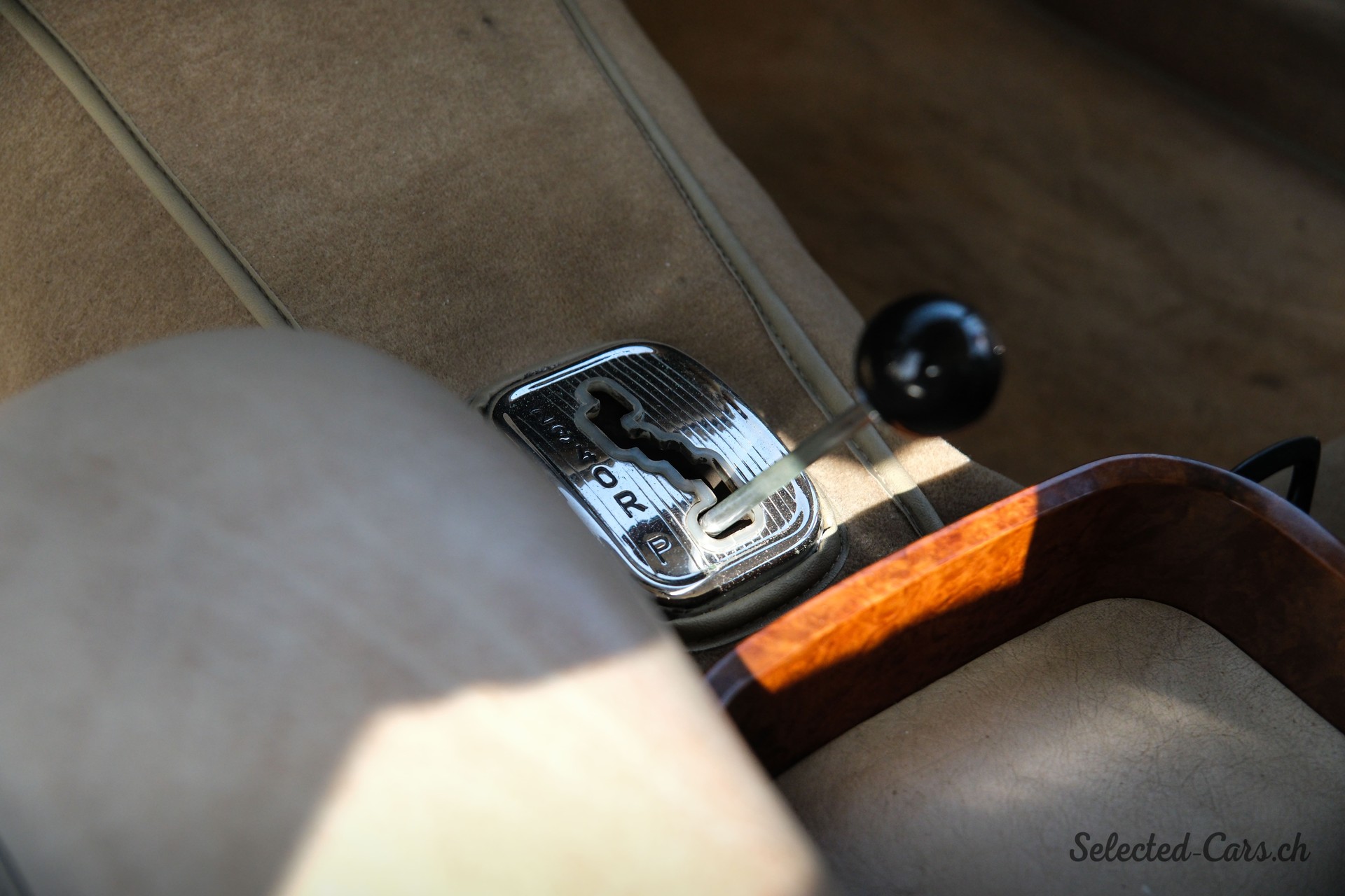MERCEDES-BENZ SE-image-6