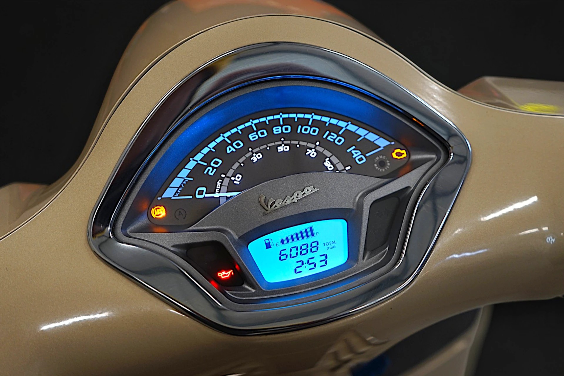 PIAGGIO Vespa GTS Super 300 i.e ABS-image-4