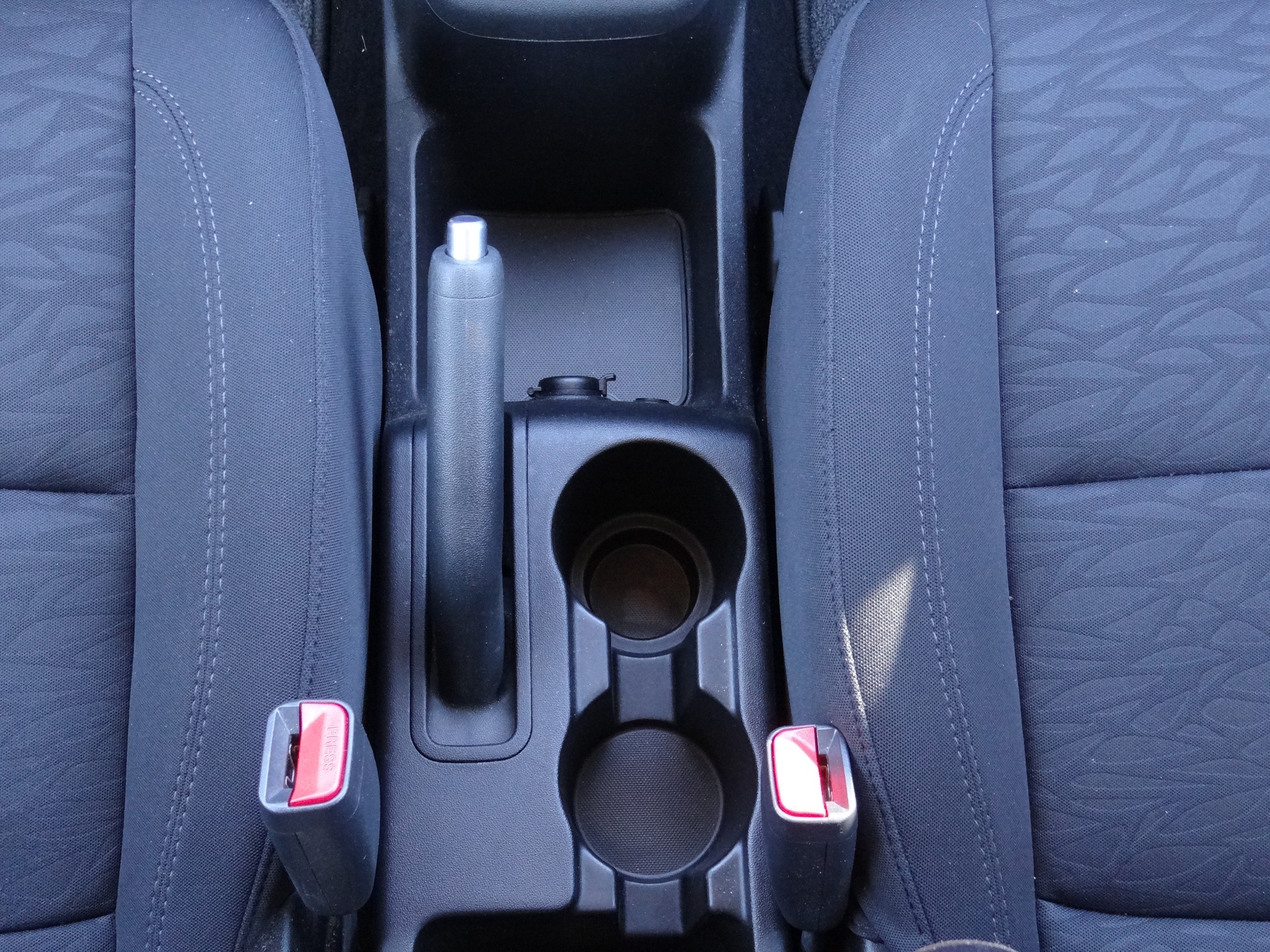 HYUNDAI iX20 1.6 Premium Automatic-image-17