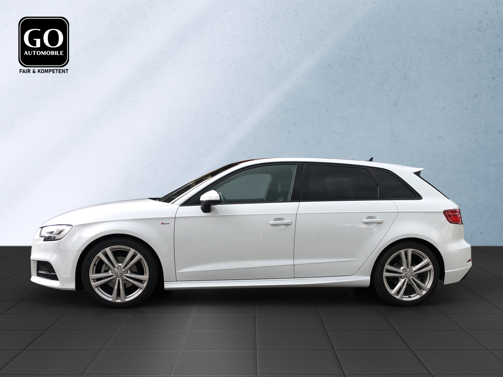 AUDI A3 Sportback 35 TFSI Sport S-Line *GRATIS Audi Service*-showroom-element-3