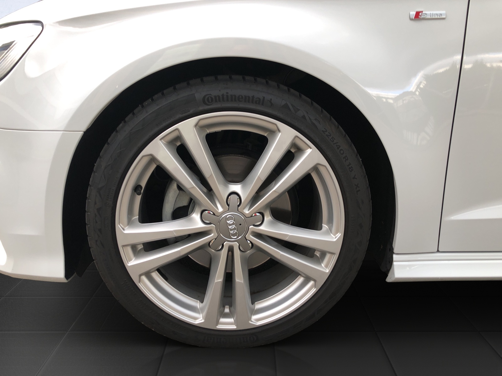 AUDI A3 Sportback 35 TFSI Sport S-Line *GRATIS Audi Service*-image-17