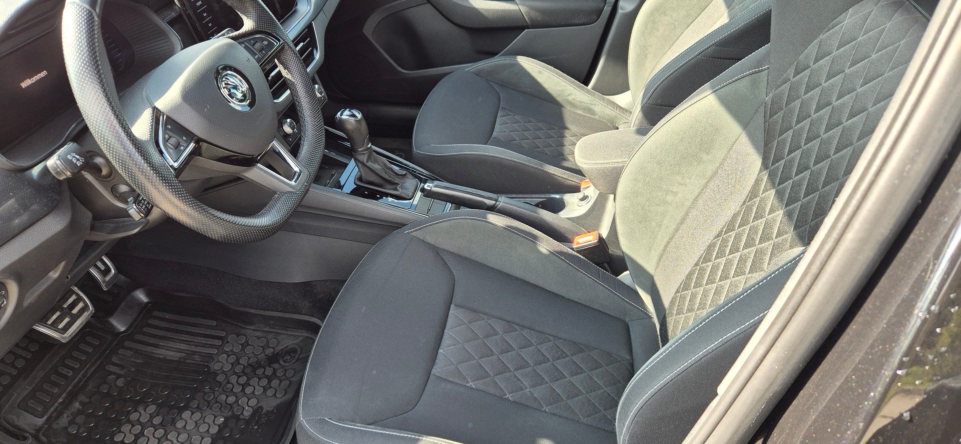 SKODA Kamiq 1.0 TSI Style DSG-image-7