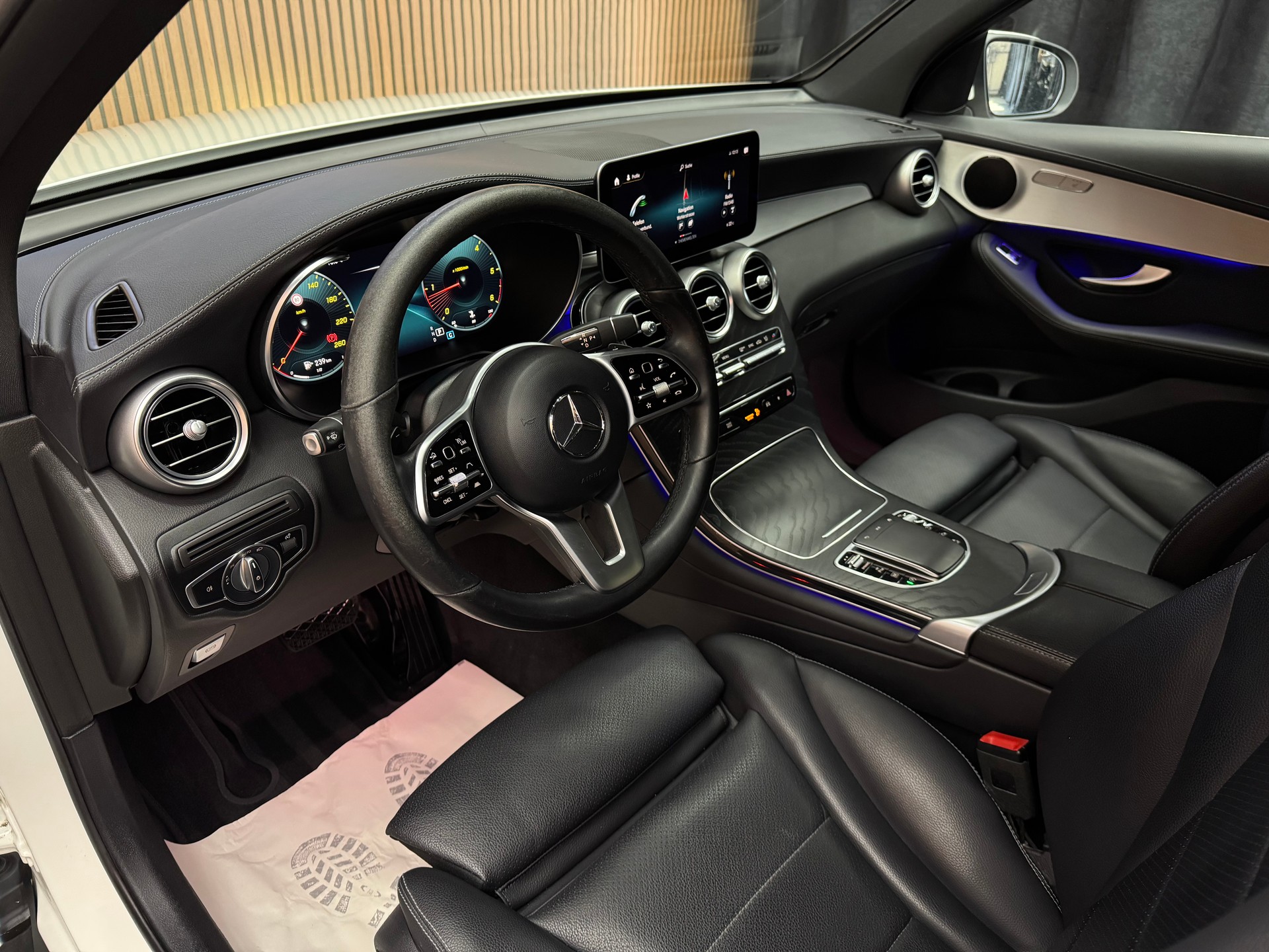 MERCEDES-BENZ GLC 220 d 4m *ab CHF 319.-/ Monat*-image-8