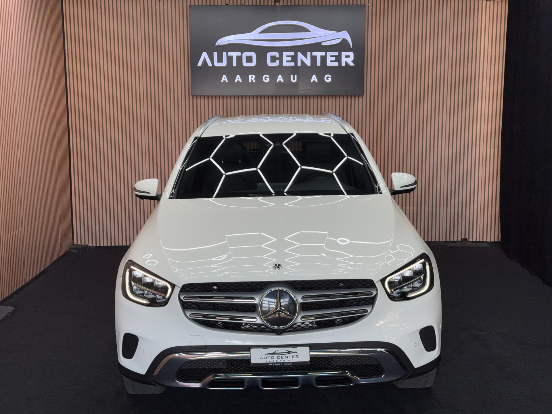 MERCEDES-BENZ GLC 220 d 4m *ab CHF 319.-/ Monat*-showroom-element-1